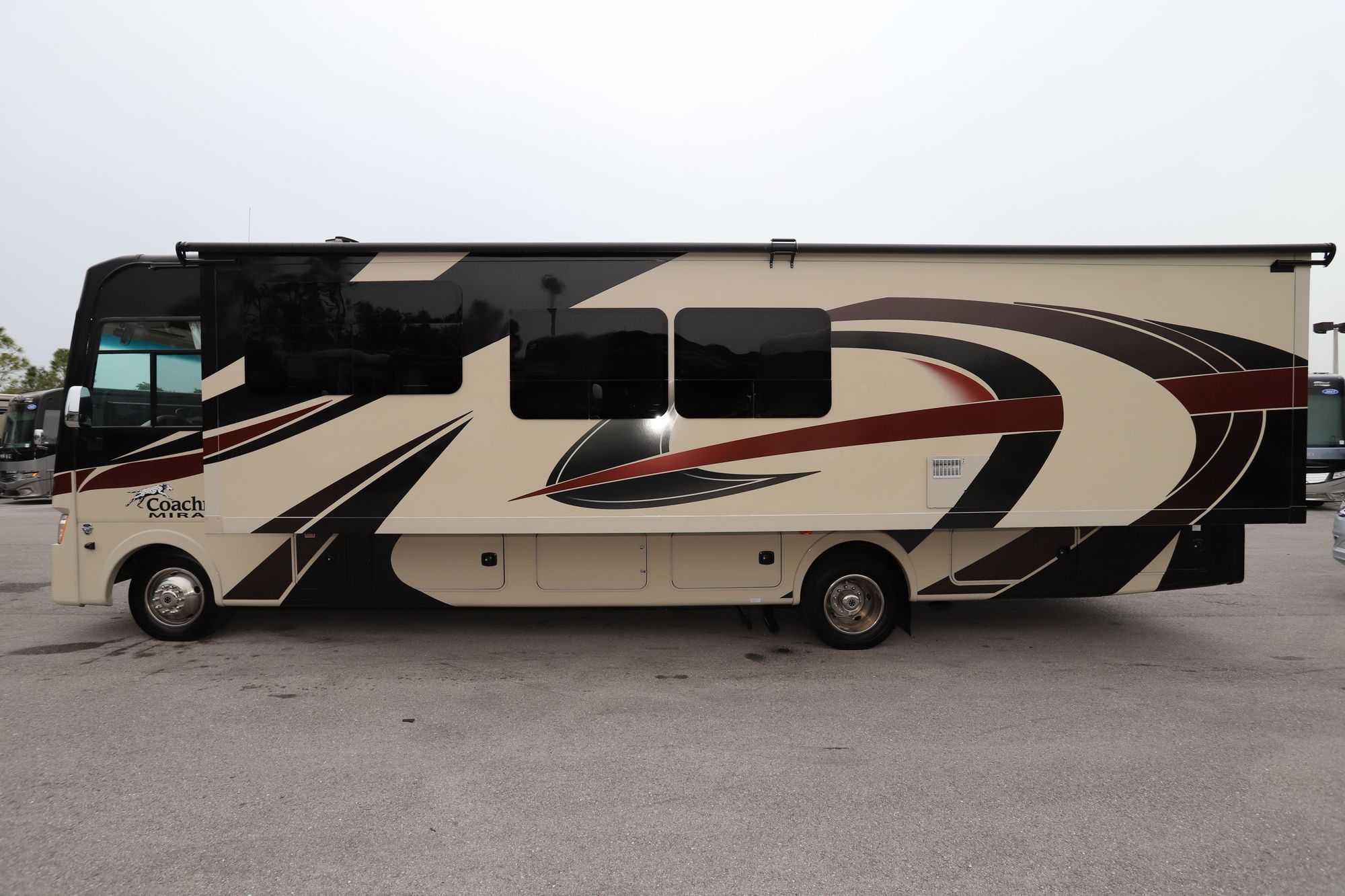 Used 2019 Coachmen Mirada 32SS Class A  For Sale