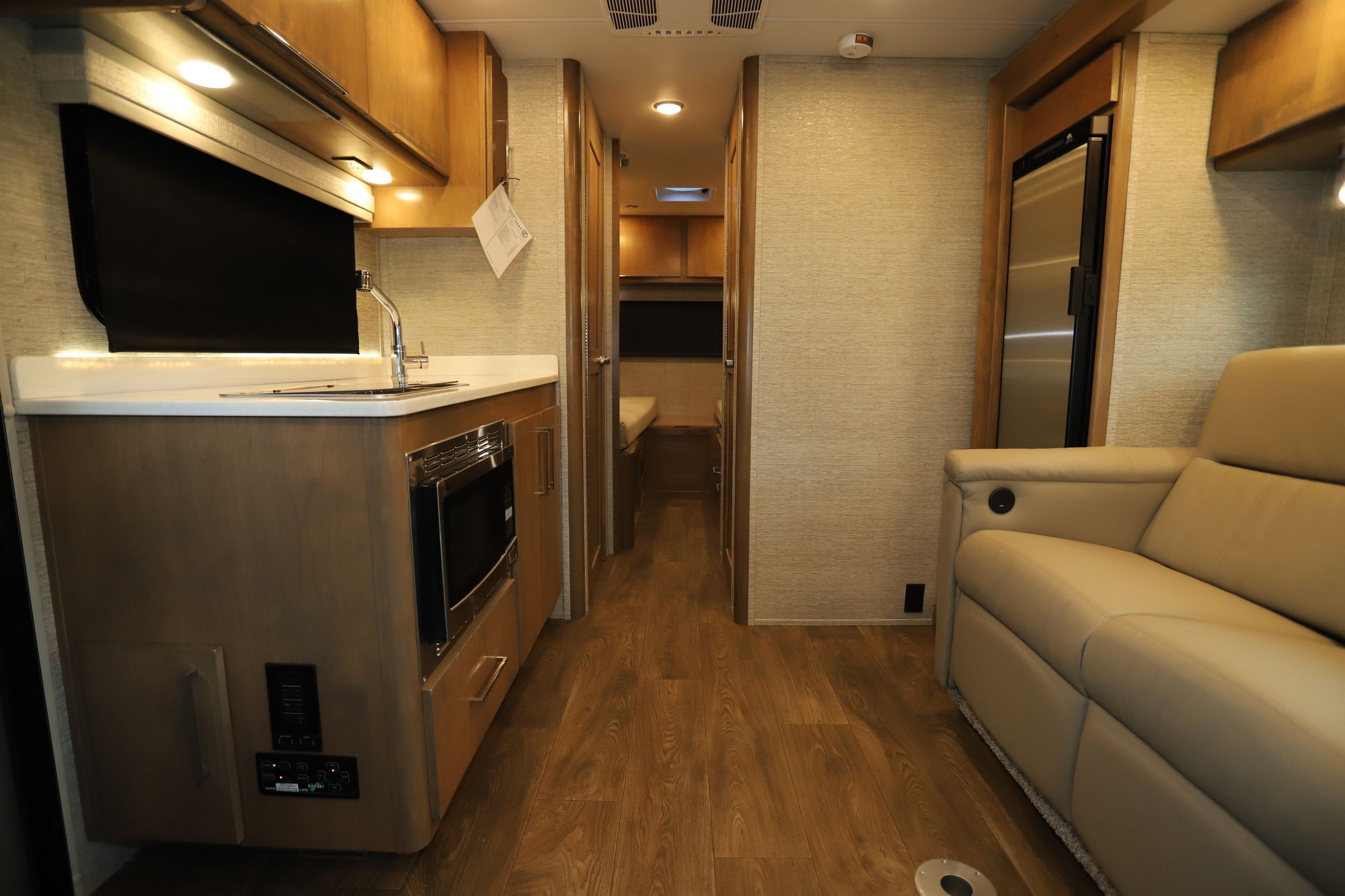 New 2020 Tiffin Motor Homes Wayfarer 24TW Class C  For Sale