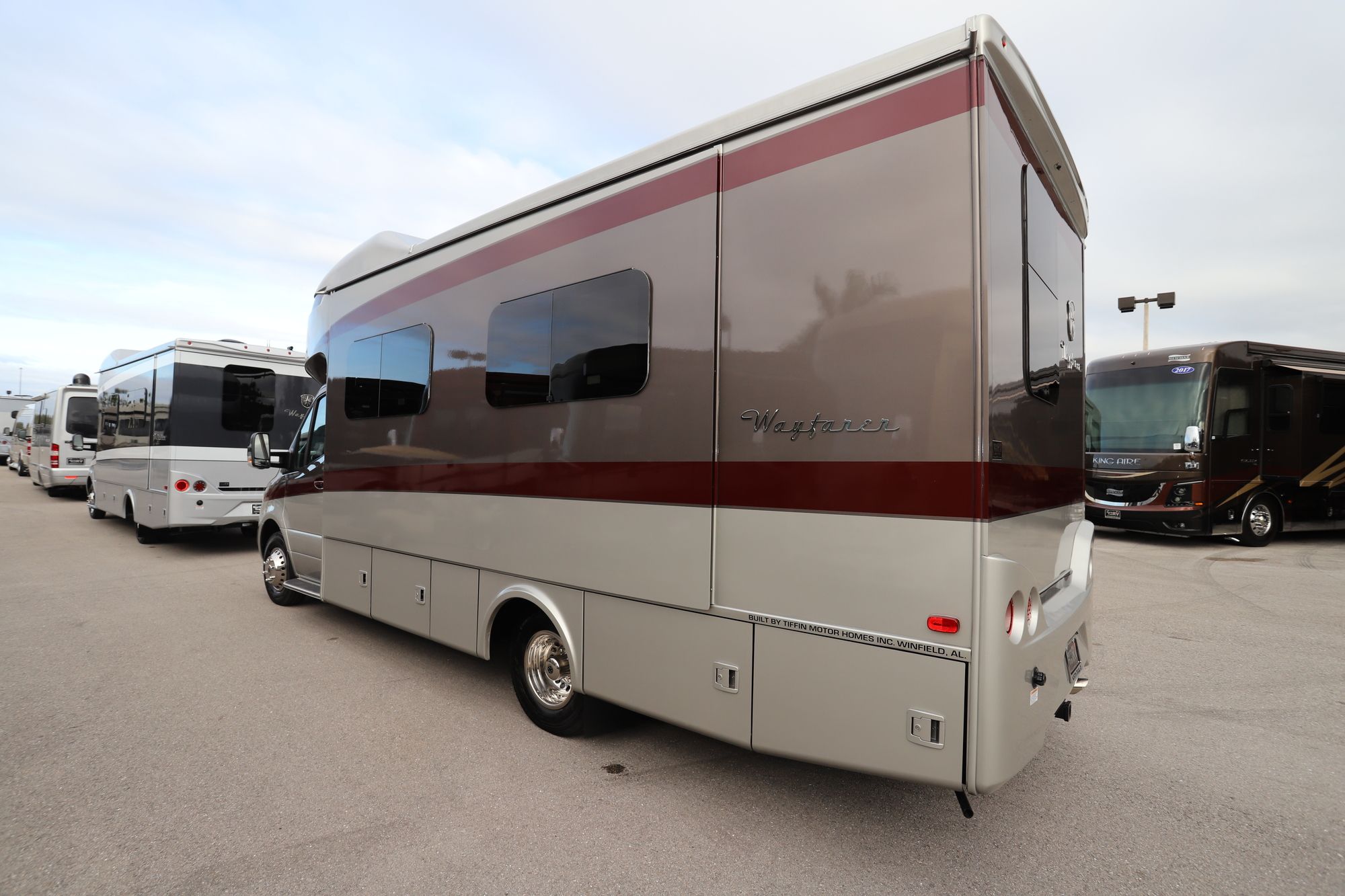 New 2020 Tiffin Motor Homes Wayfarer 25RW Class C  For Sale