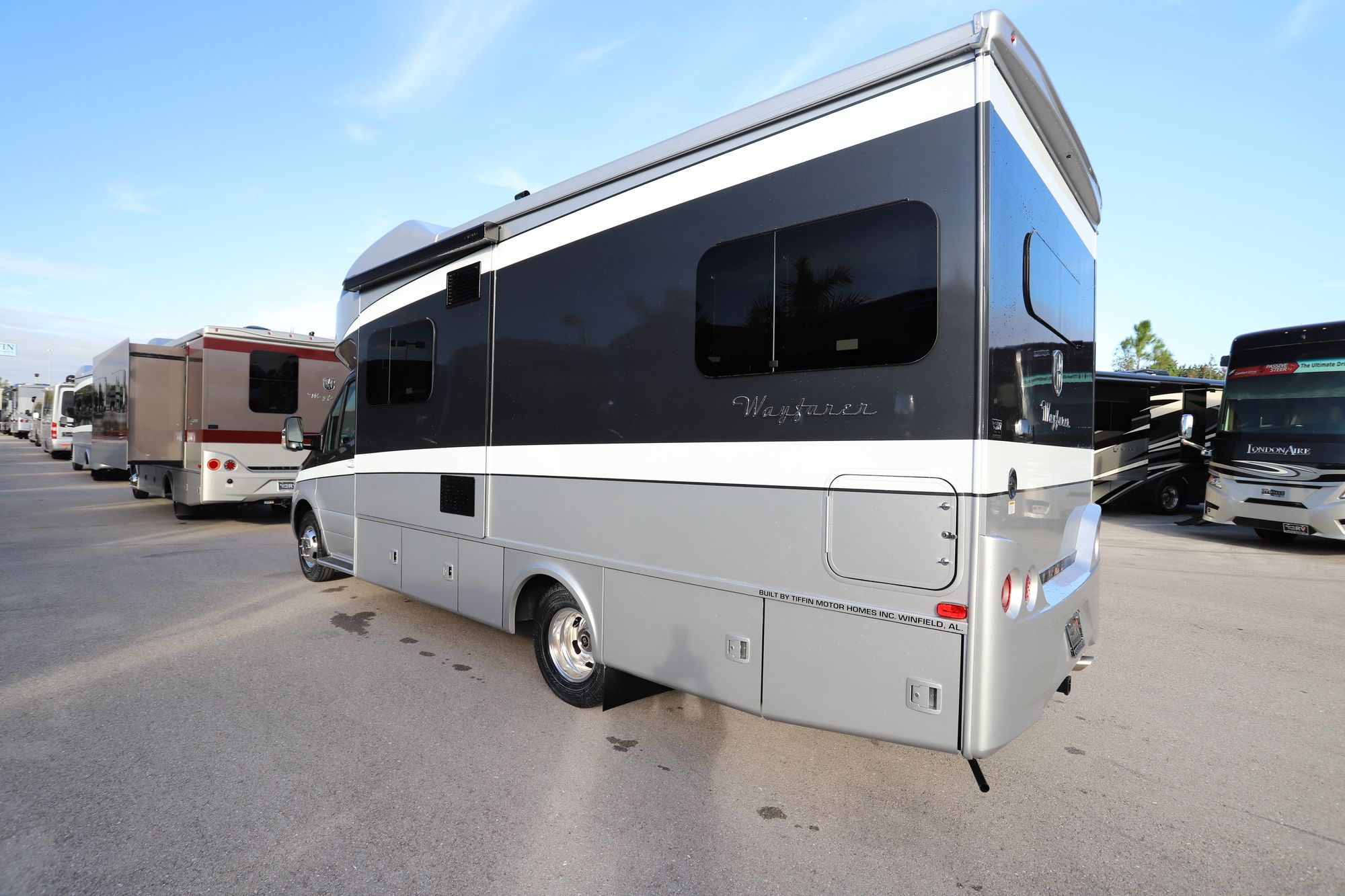 New 2020 Tiffin Motor Homes Wayfarer 24TW Class C  For Sale