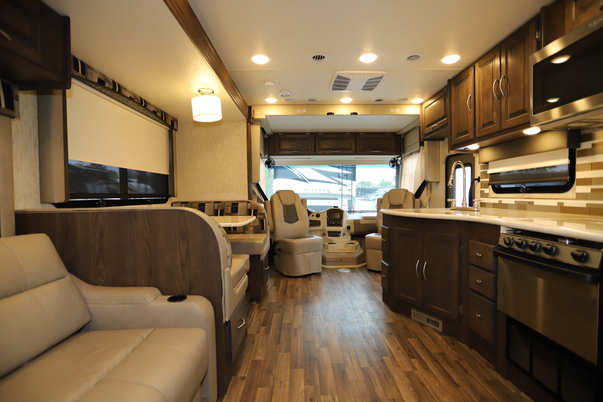 Used 2019 Coachmen Mirada 32SS Class A  For Sale