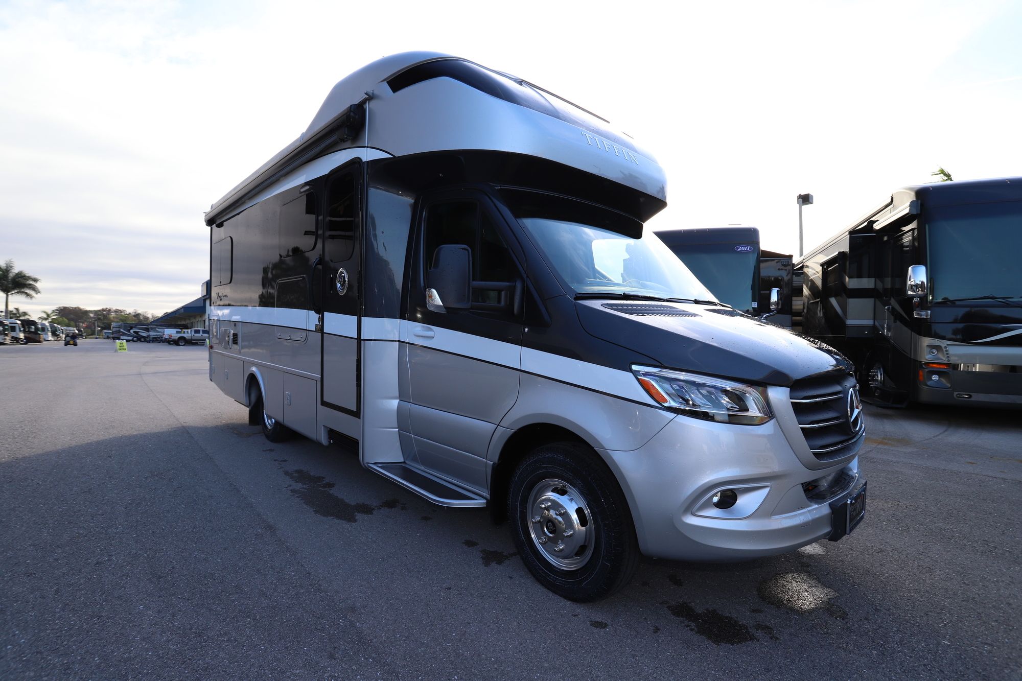 New 2020 Tiffin Motor Homes Wayfarer 24TW Class C  For Sale