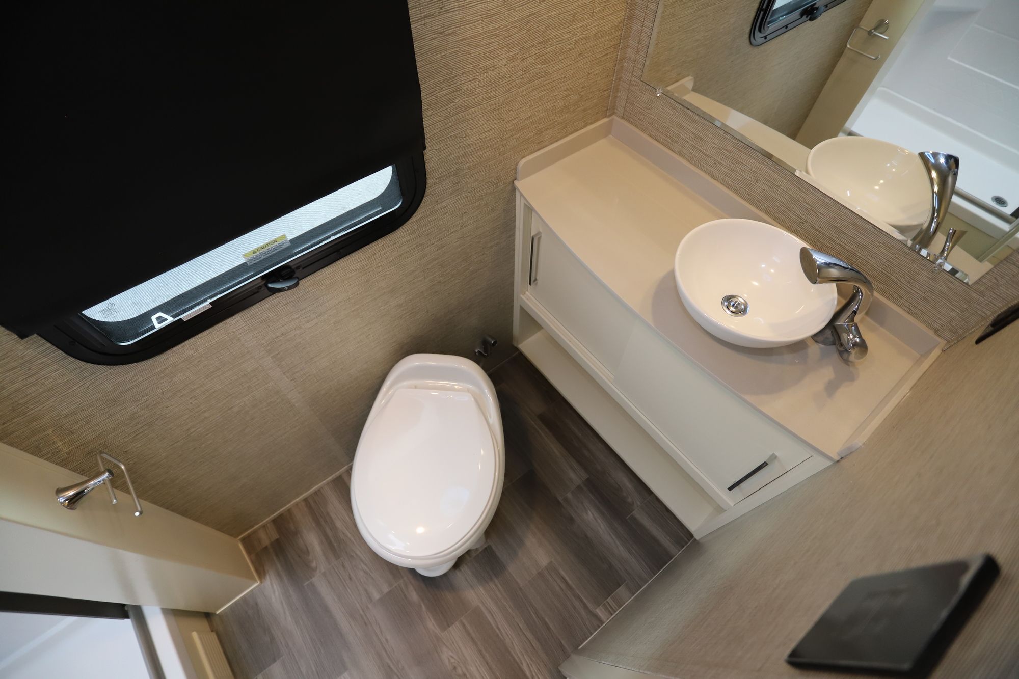 New 2020 Tiffin Motor Homes Wayfarer 25RW Class C  For Sale