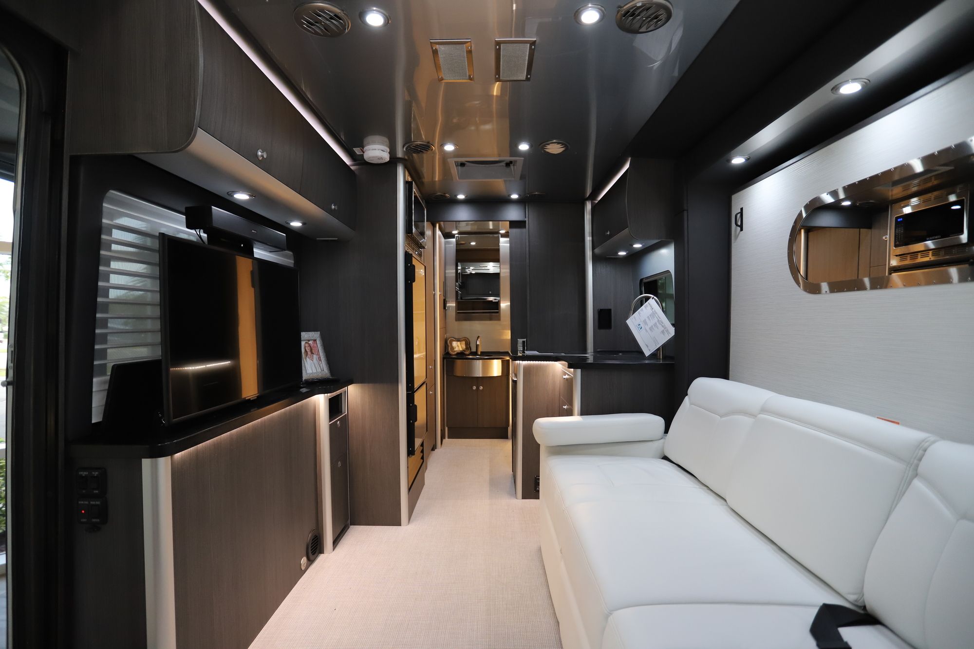 New 2020 Airstream Atlas VS30 Class C  For Sale