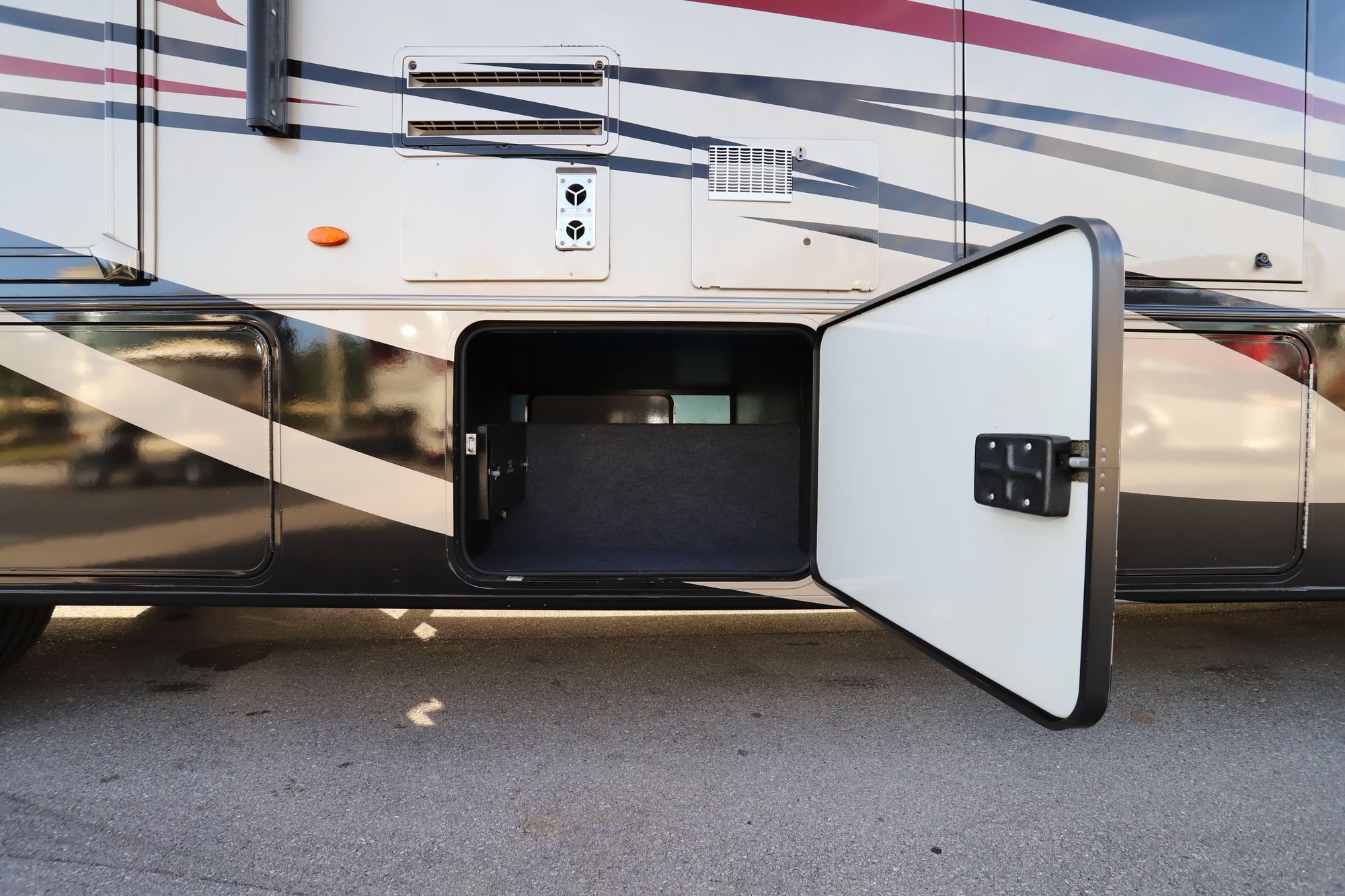 Used 2013 Itasca Sun Star 35B Class A  For Sale