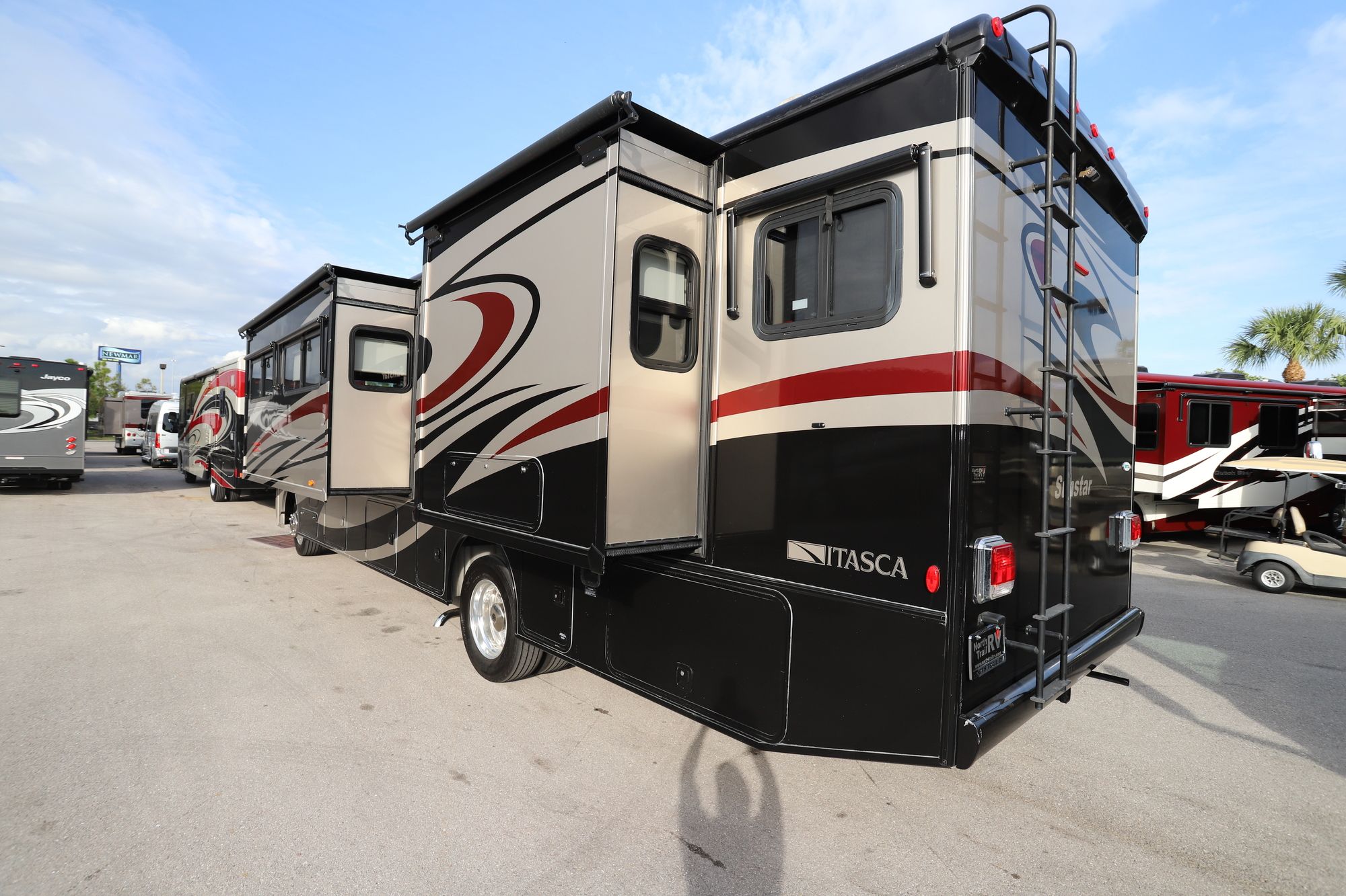 Used 2013 Itasca Sun Star 35B Class A  For Sale