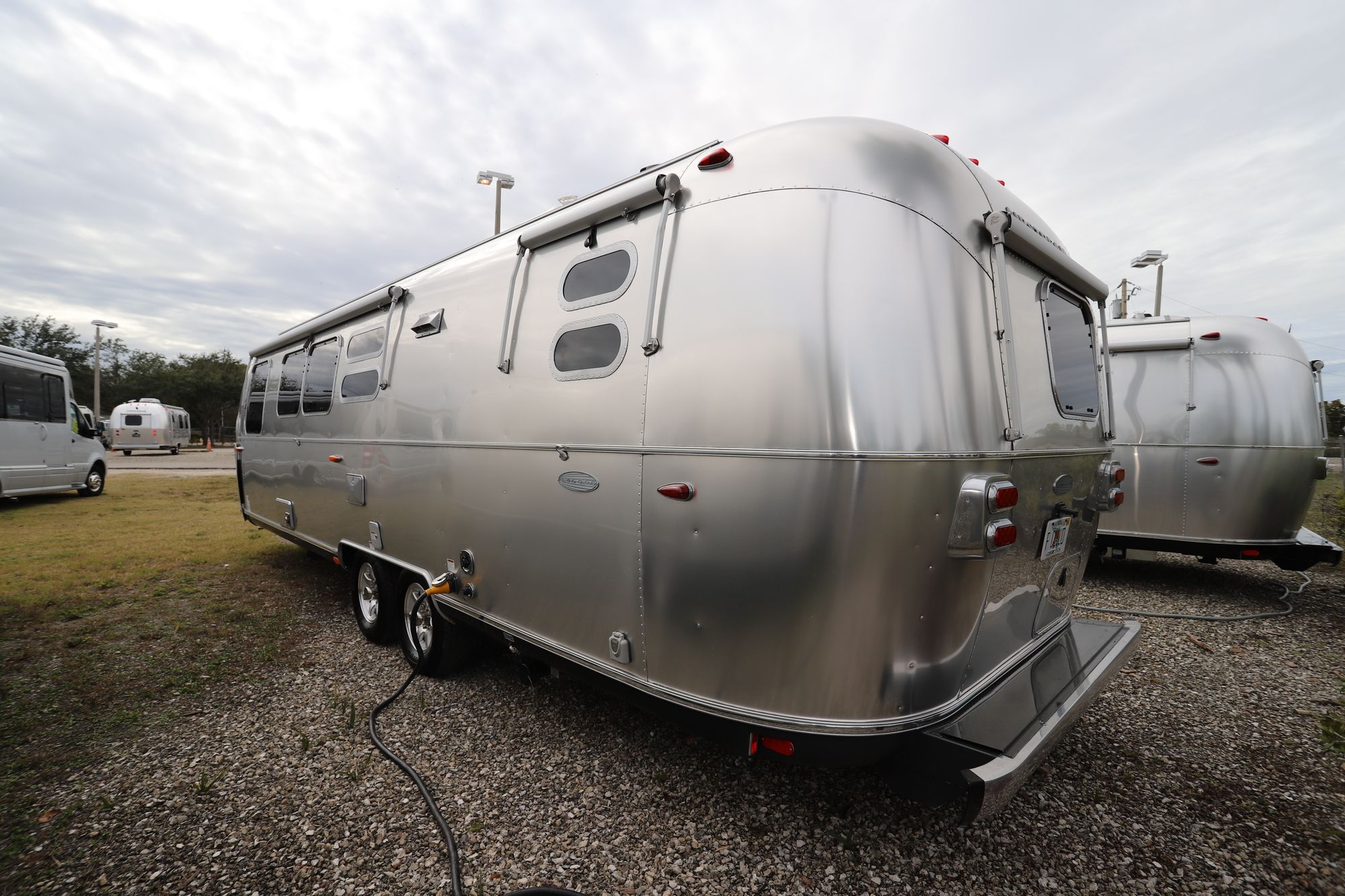 Used 2016 Airstream Flying Cloud 30FB Travel Trailer  For Sale