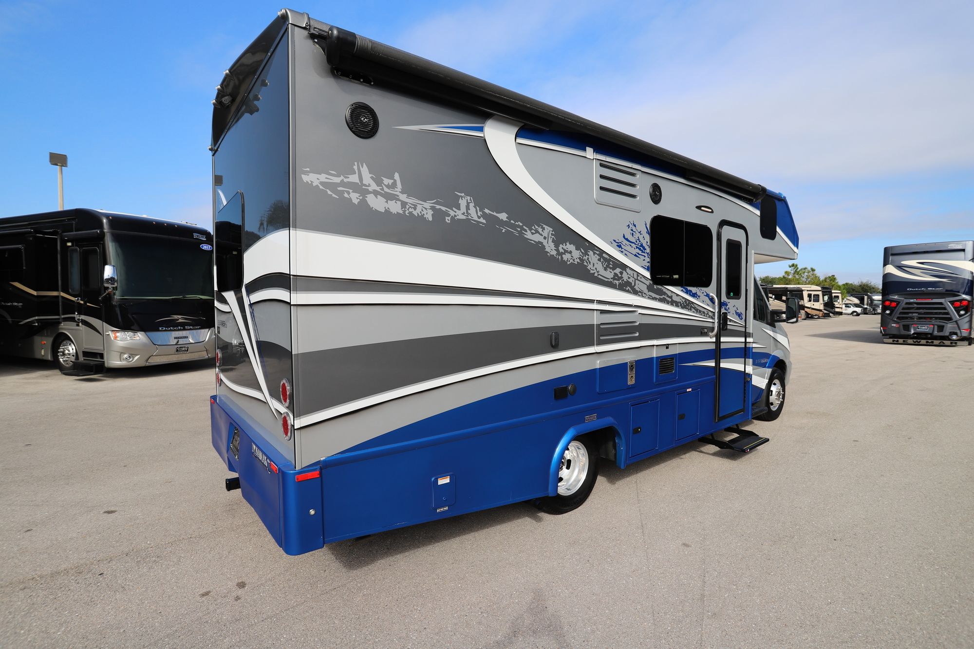 Used 2019 Dynamax Isata 3 24FW Class C  For Sale