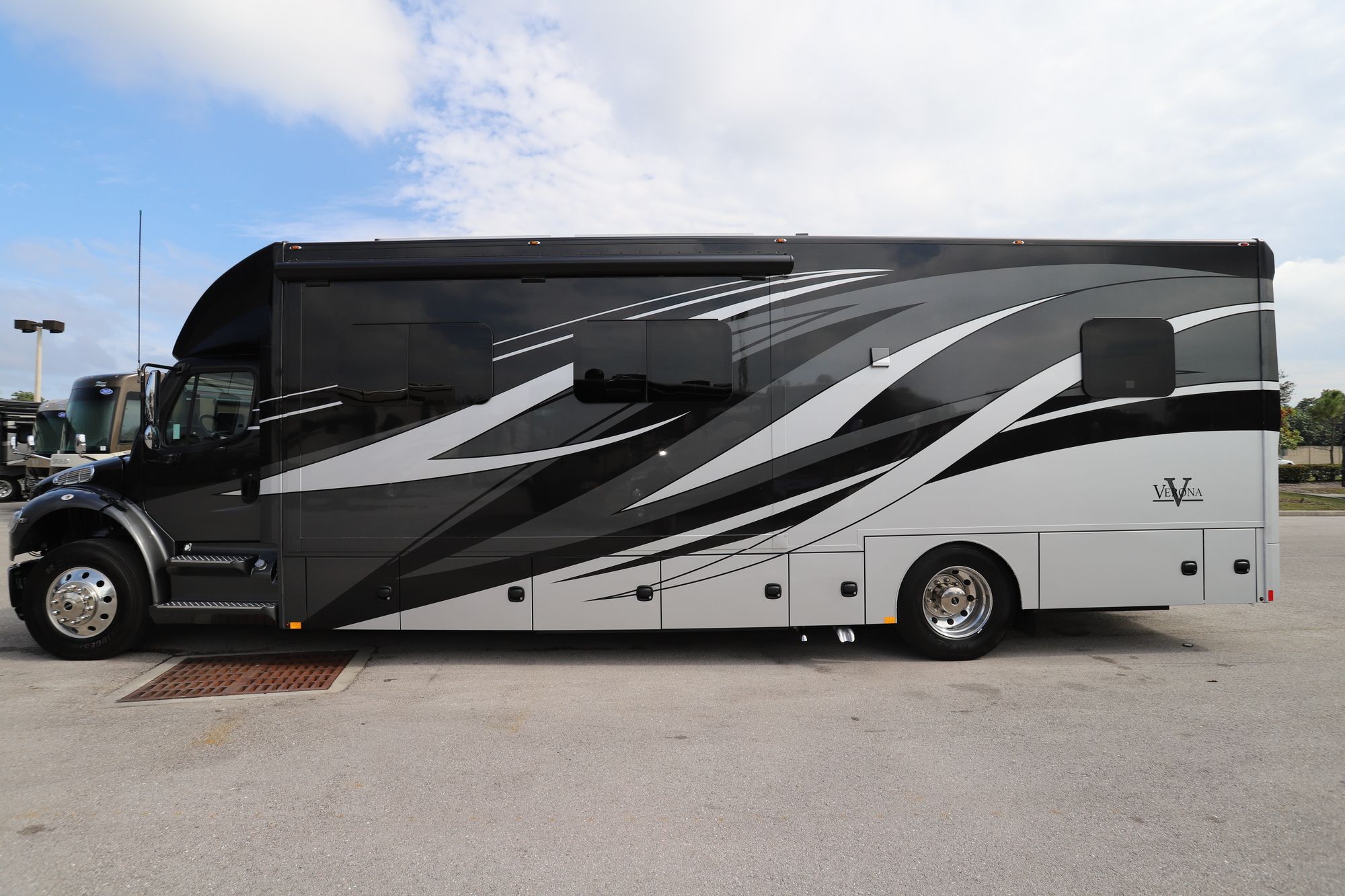 New 2020 Renegade Rv Verona 36VSB Super C  For Sale