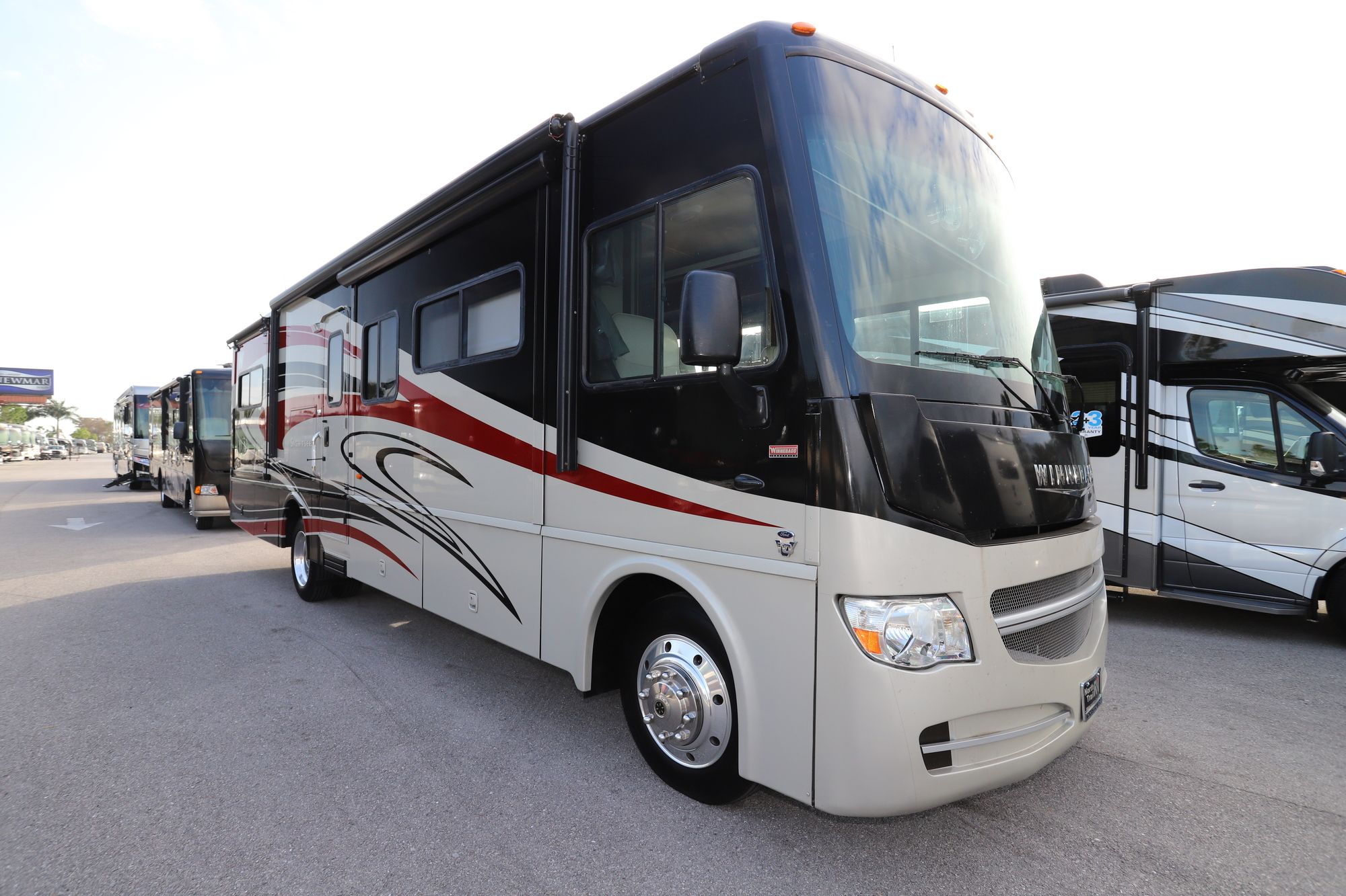 Used 2013 Winnebago Sightseer 33C Class A  For Sale