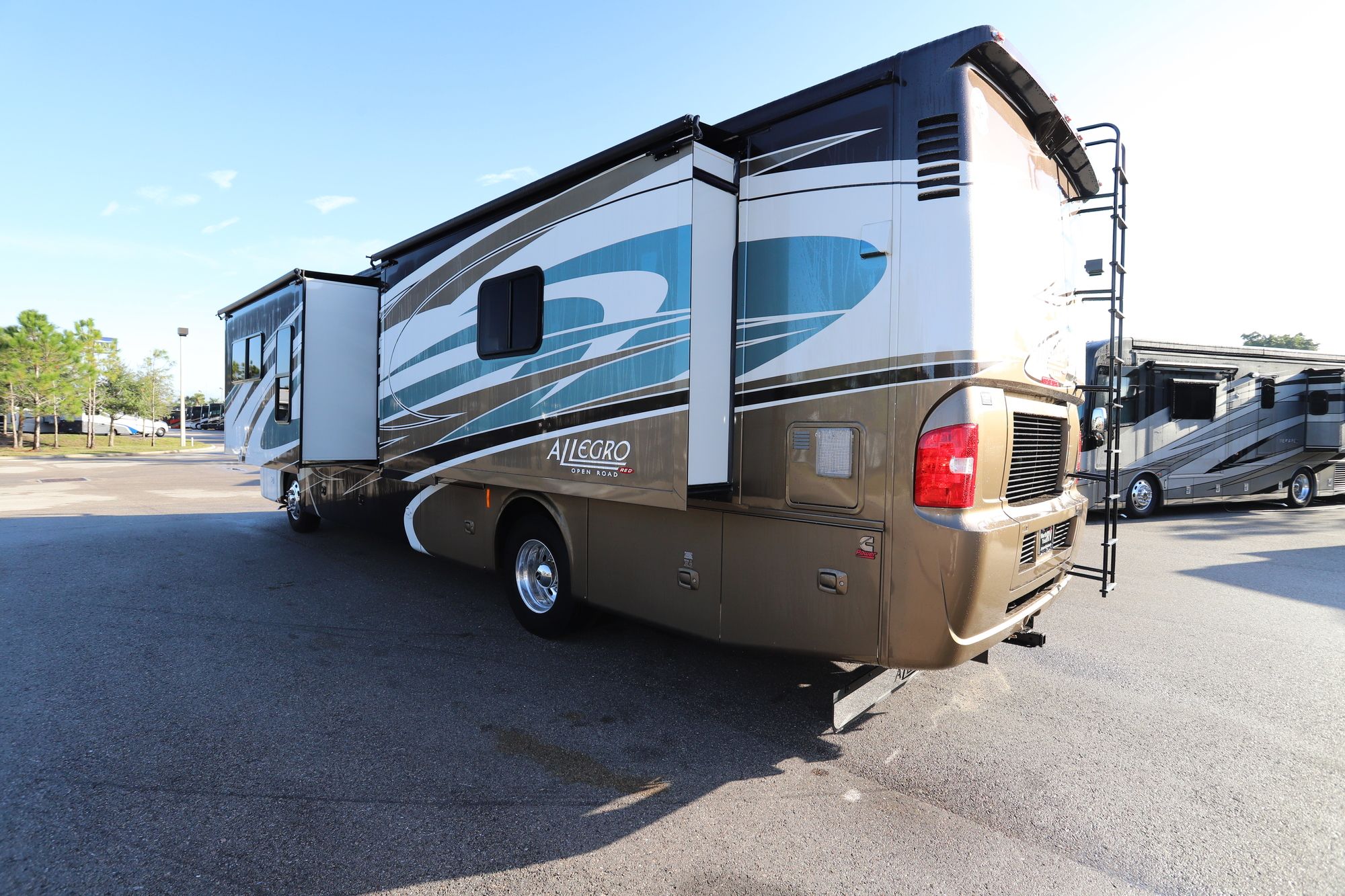 Used 2015 Tiffin Motor Homes Allegro Red 37PA Class A  For Sale