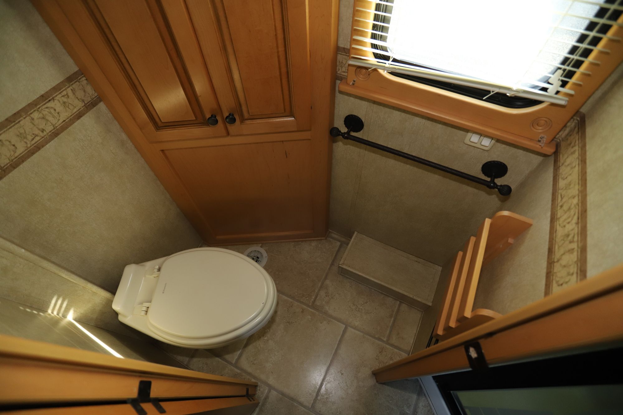 Used 2008 Newmar Kountry Aire 36KSSH Fifth Wheel  For Sale