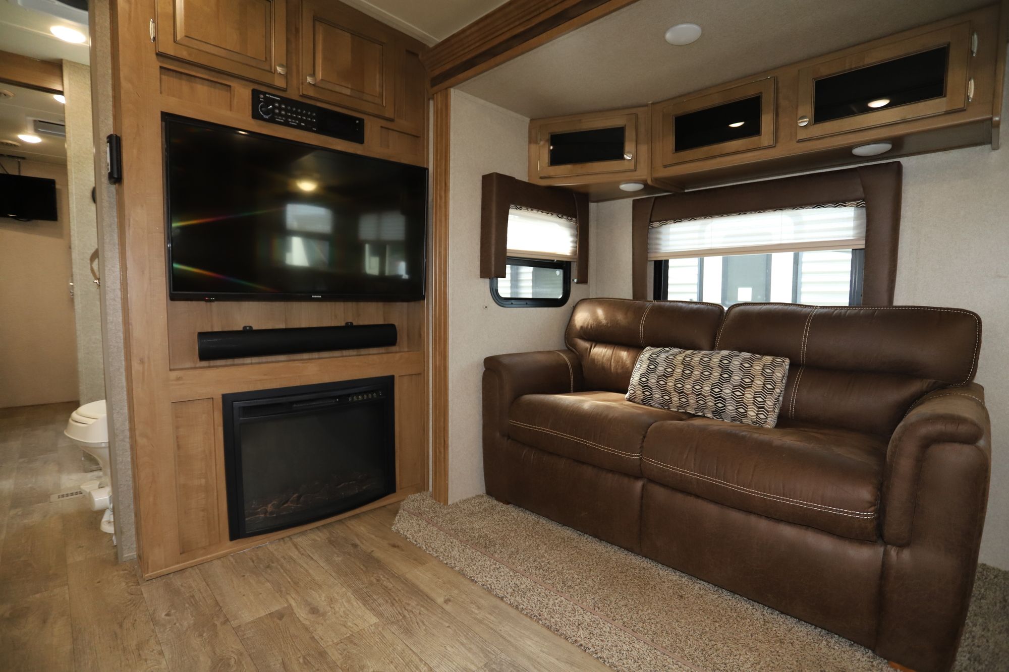 Used 2018 Forest River Windjammer 3008W Travel Trailer  For Sale