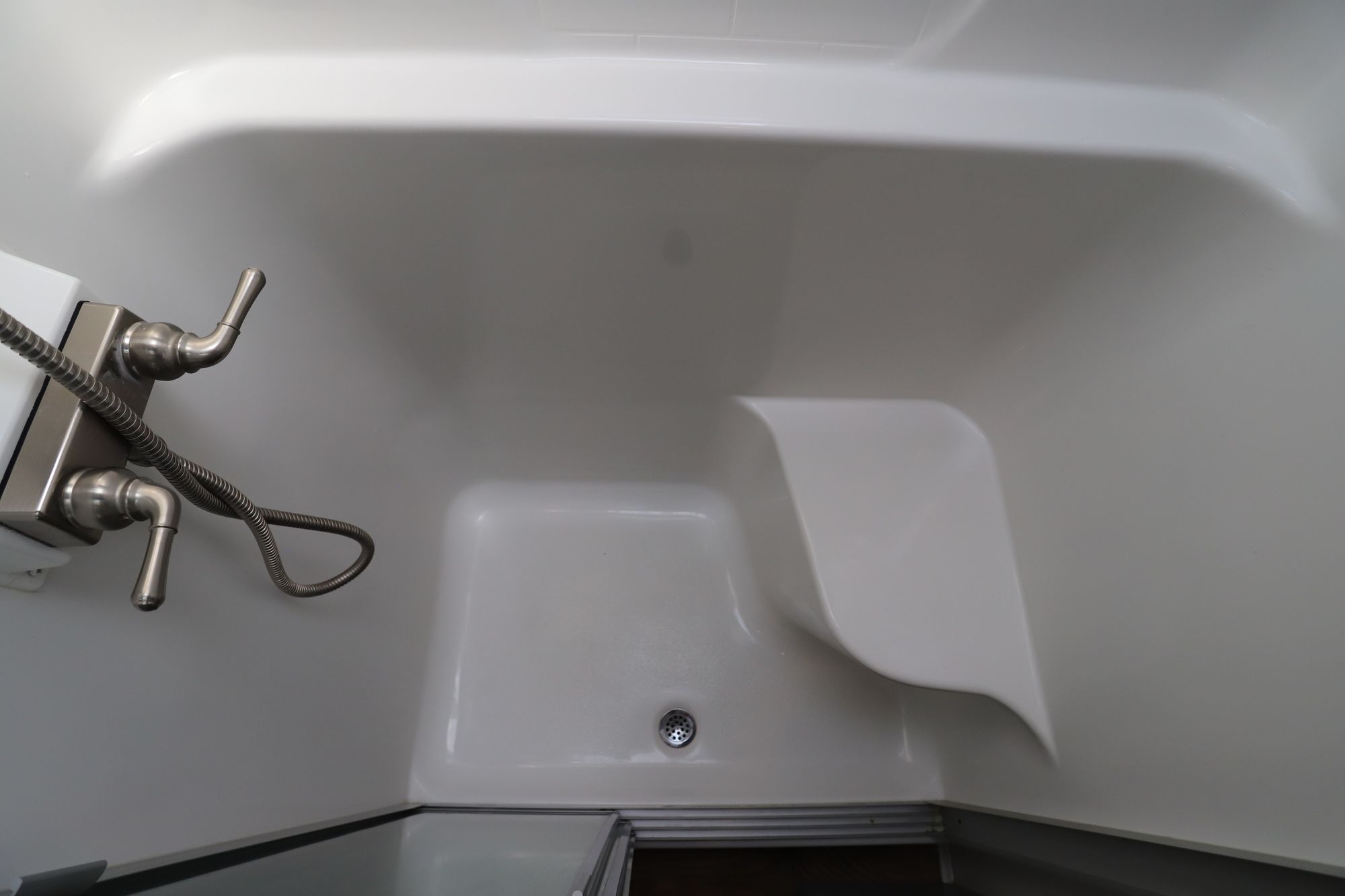 Used 2019 Keystone Fuzion 410 Fifth Wheel  For Sale
