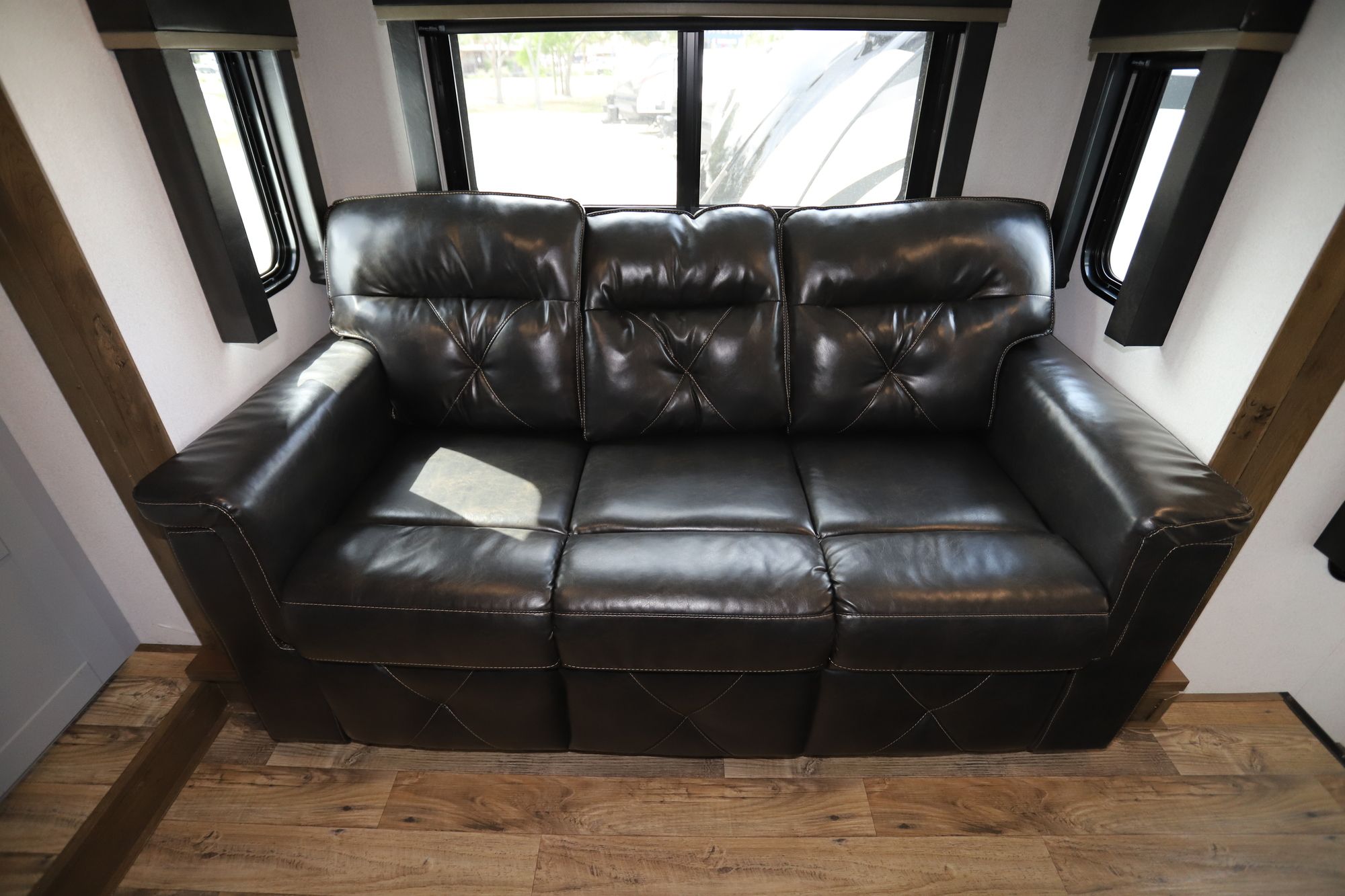 Used 2019 Keystone Fuzion 410 Fifth Wheel  For Sale