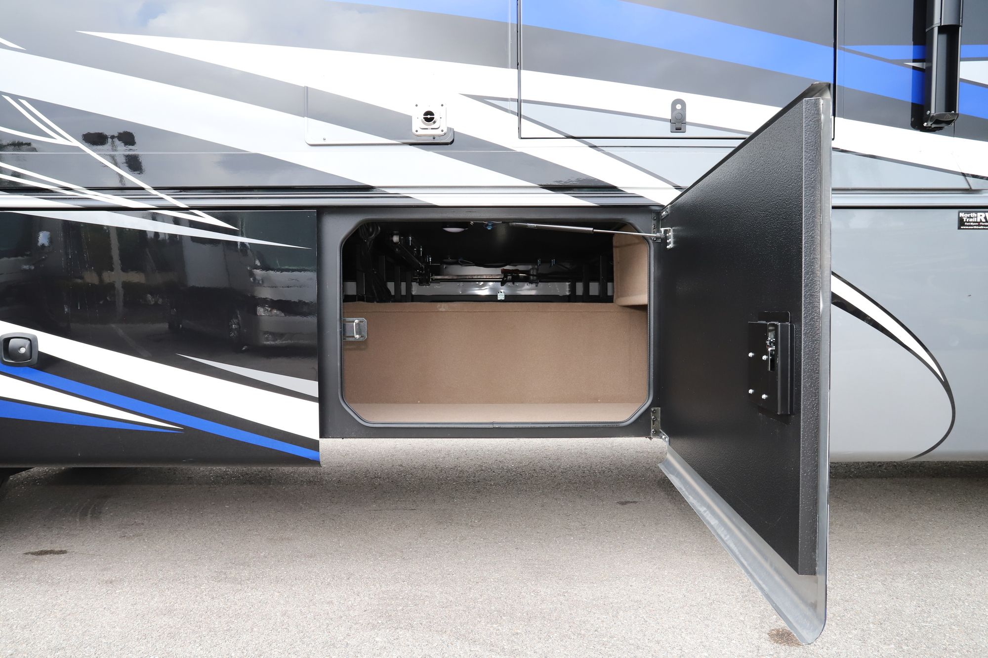 New 2020 Jayco Seneca 37L Super C  For Sale