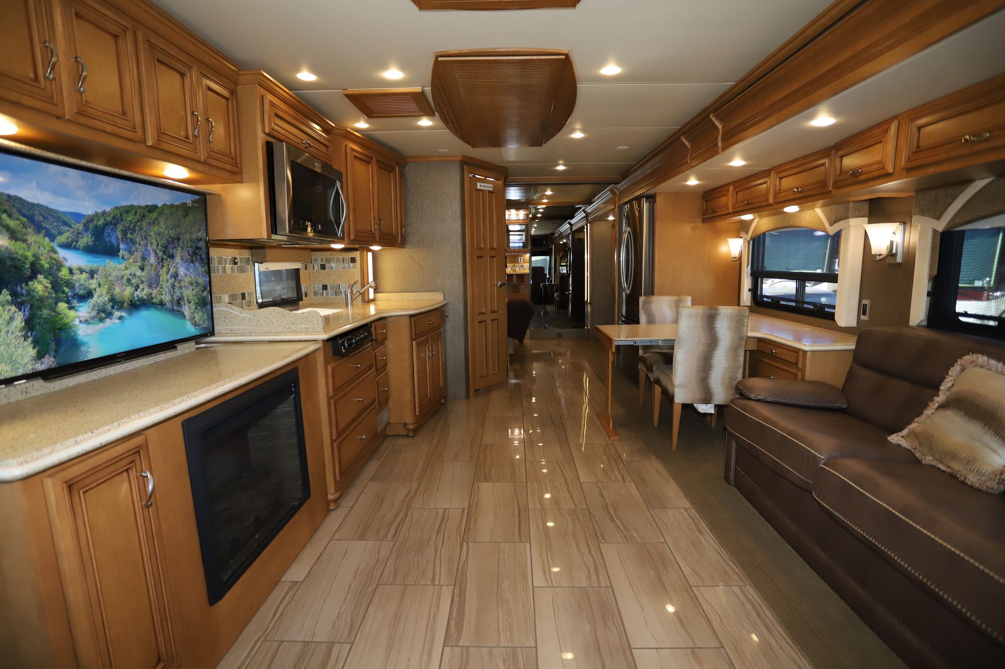 Used 2015 Newmar Ventana 3636 Class A  For Sale