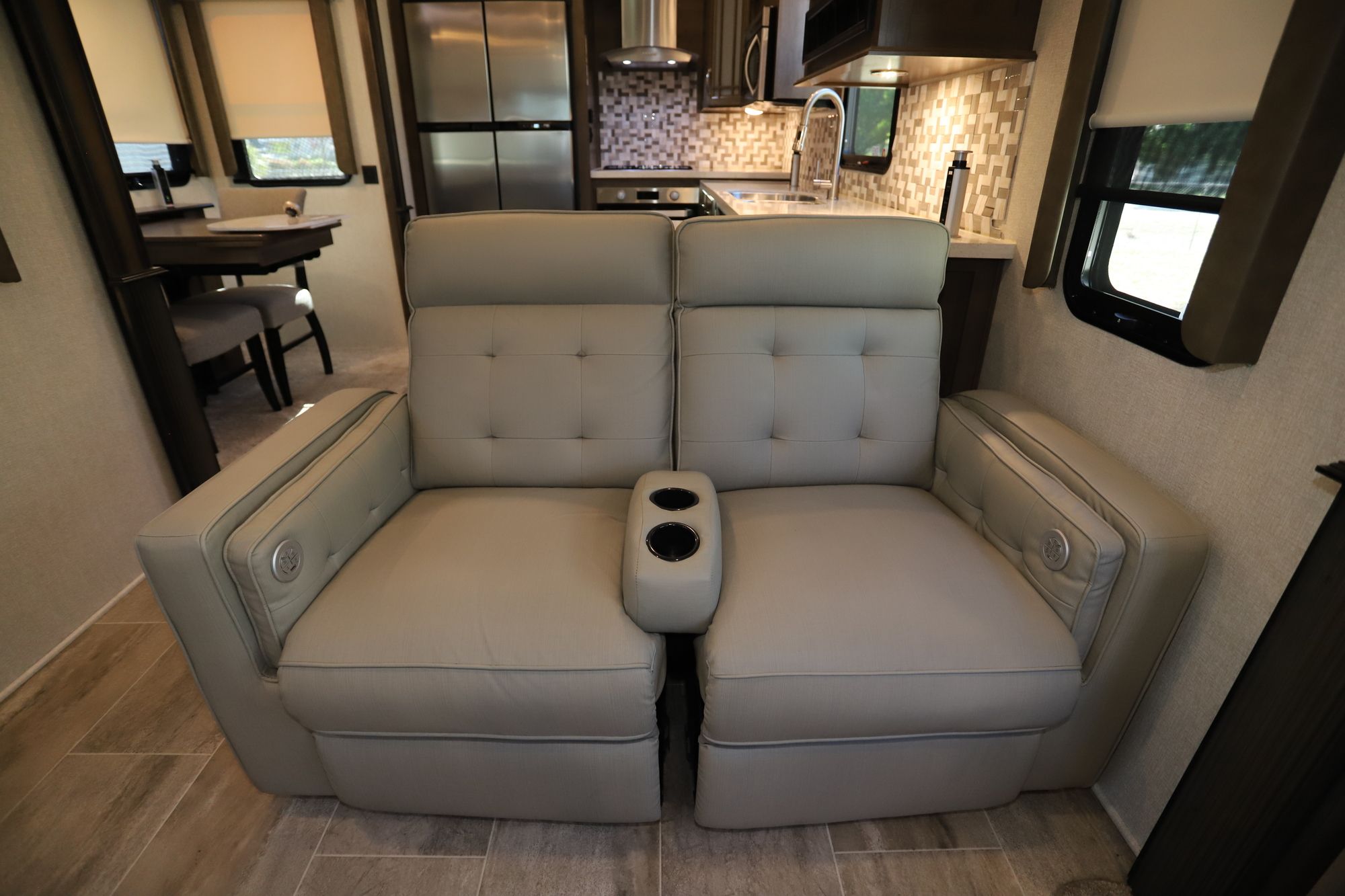 Used 2020 Keystone Montana 3700LK Fifth Wheel  For Sale