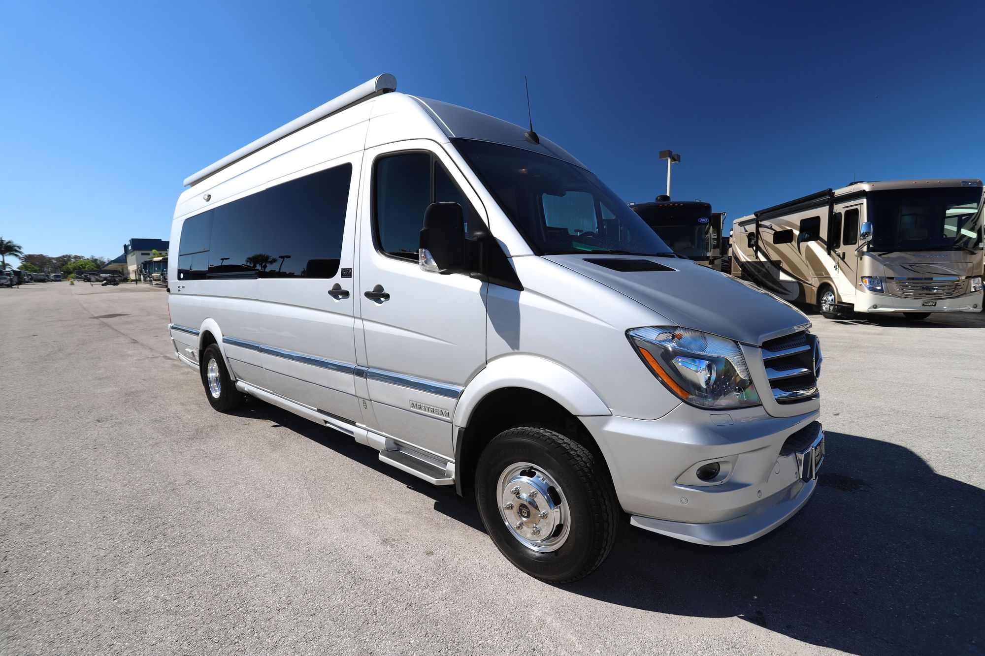 Used 2017 Airstream Interstate LOUNGE Class B  For Sale