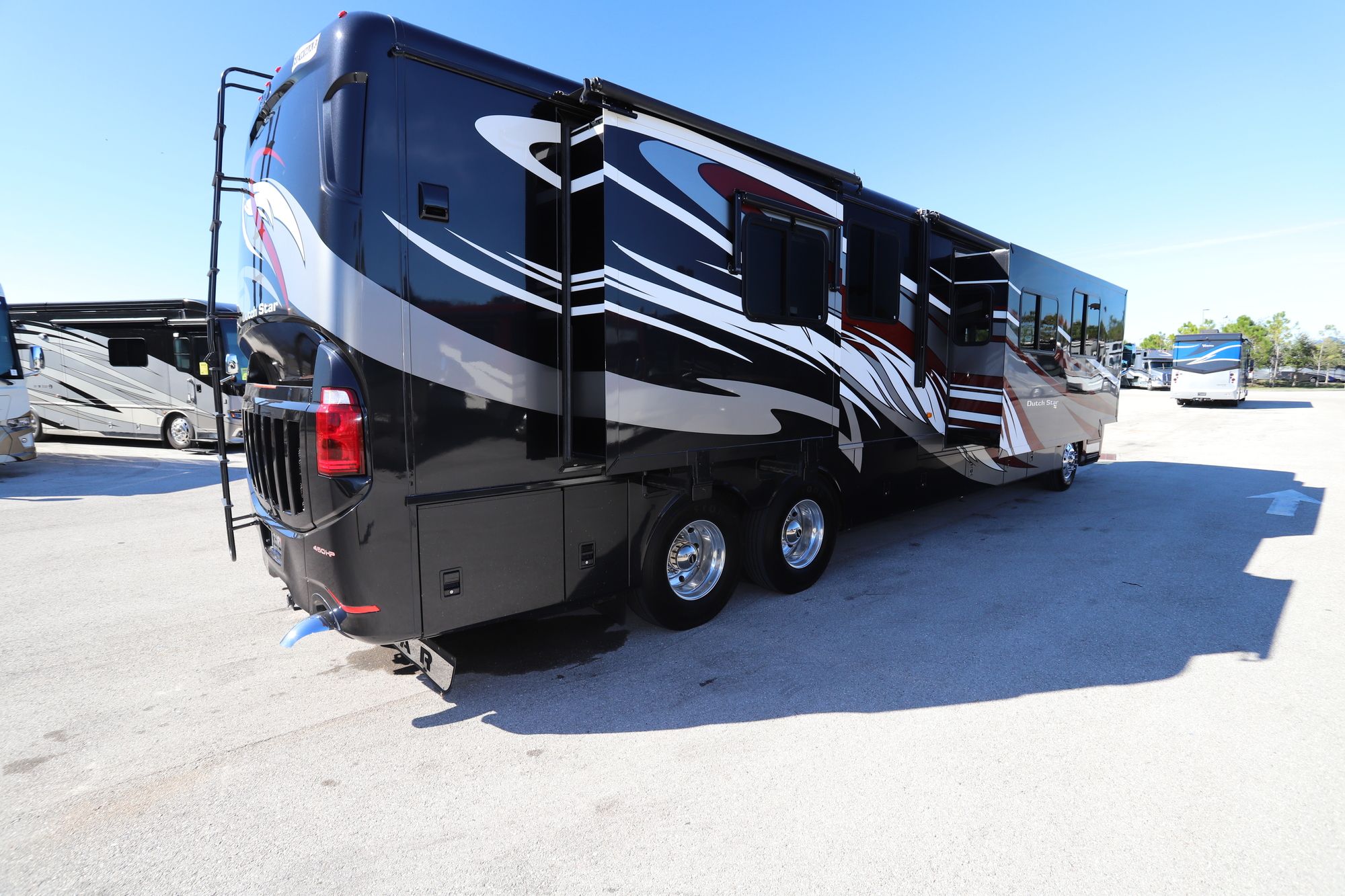 Used 2014 Newmar Dutch Star 4374 Class A  For Sale