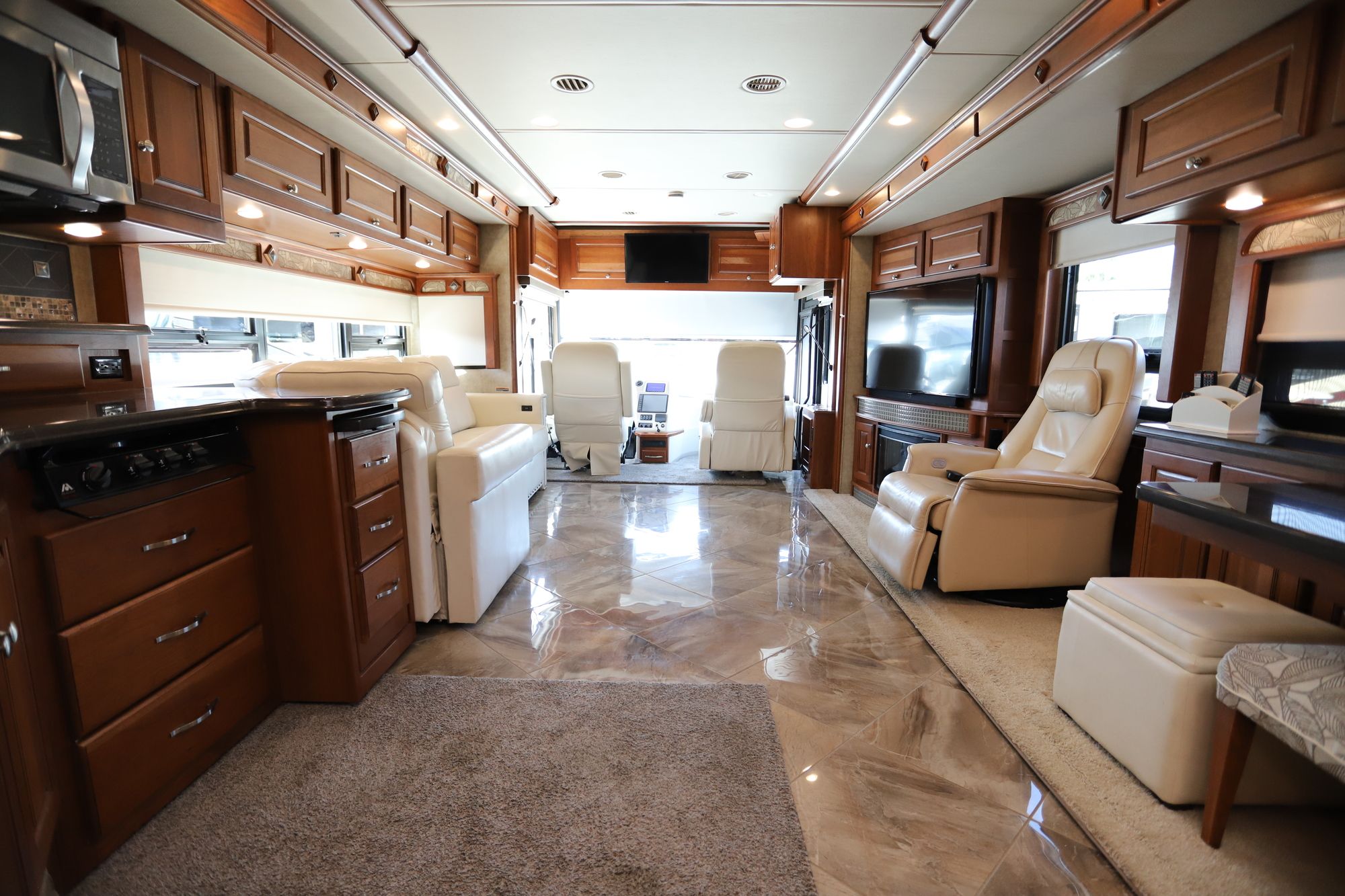 Used 2015 Winnebago Journey 42E Class A  For Sale