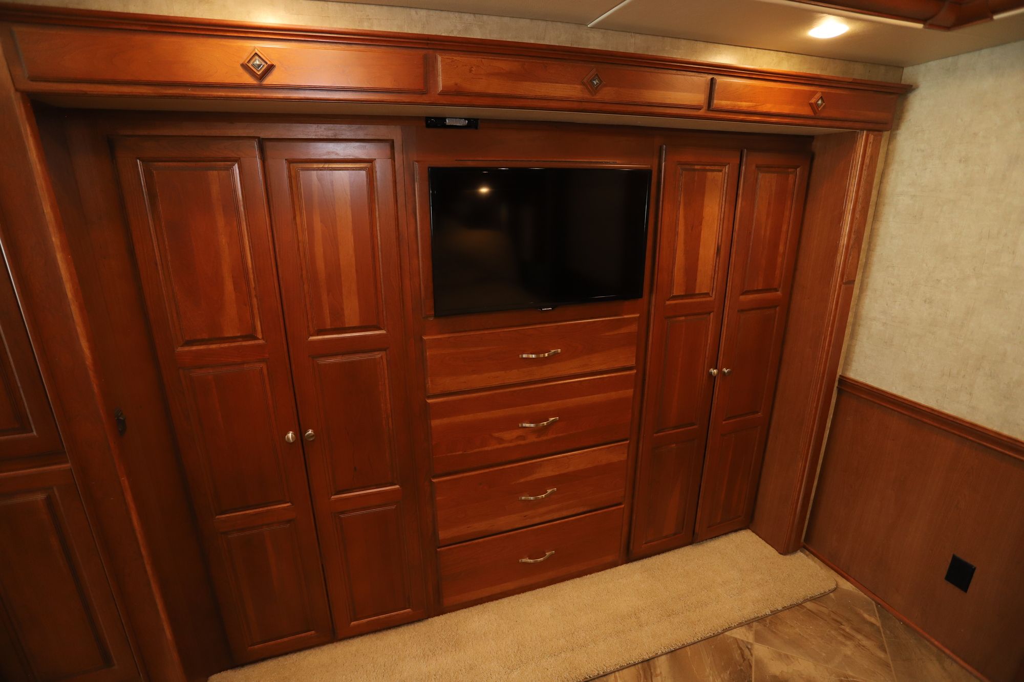 Used 2015 Winnebago Journey 42E Class A  For Sale