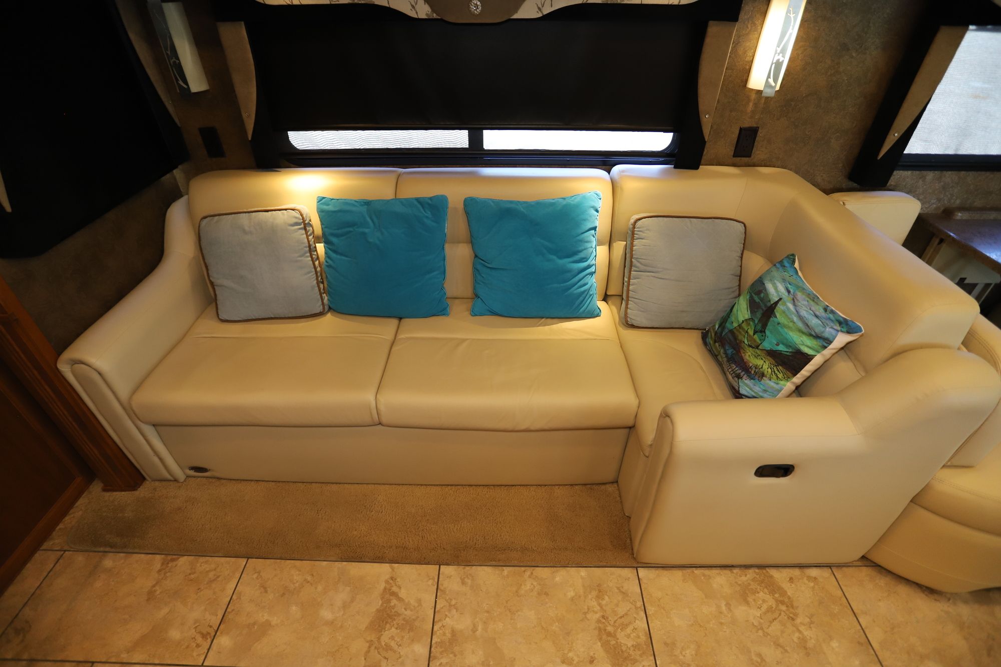 Used 2015 Tiffin Motor Homes Allegro 31SA Class A  For Sale