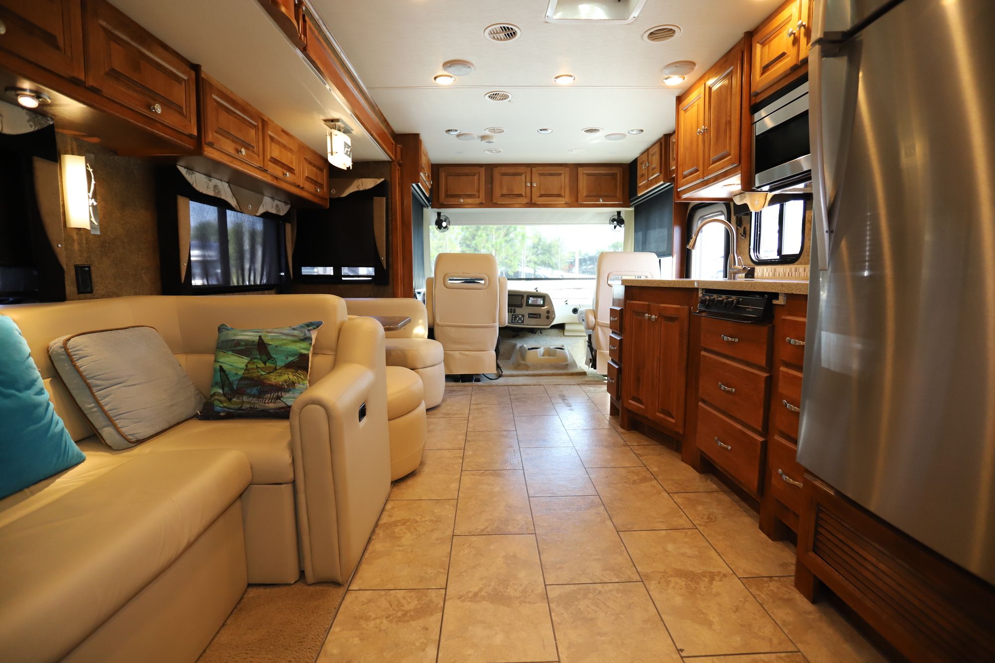 Used 2015 Tiffin Motor Homes Allegro 31SA Class A  For Sale