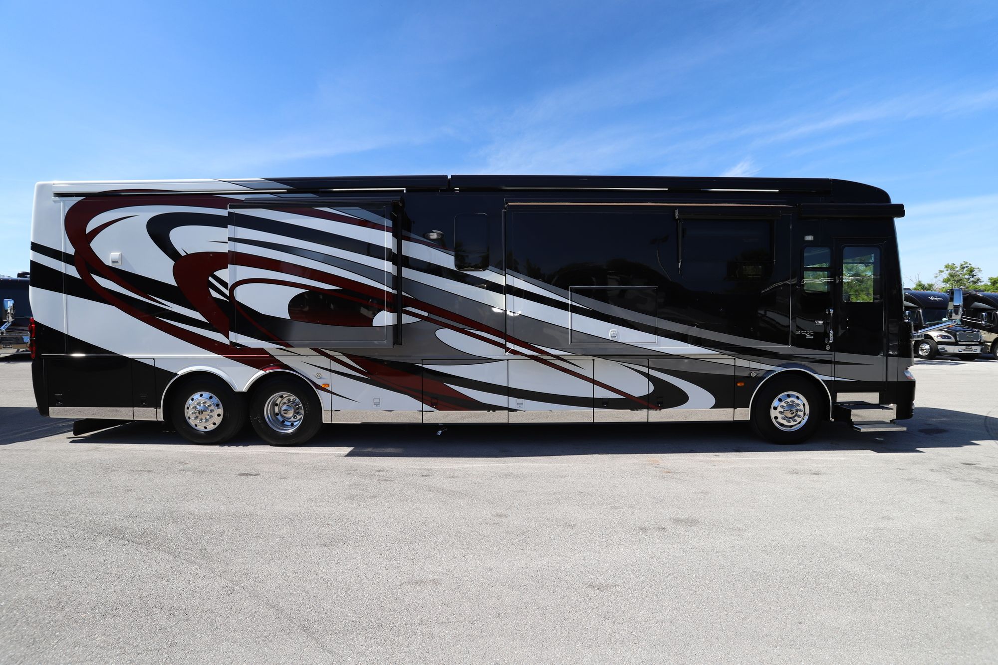 Used 2015 Newmar Essex 4553 Class A  For Sale