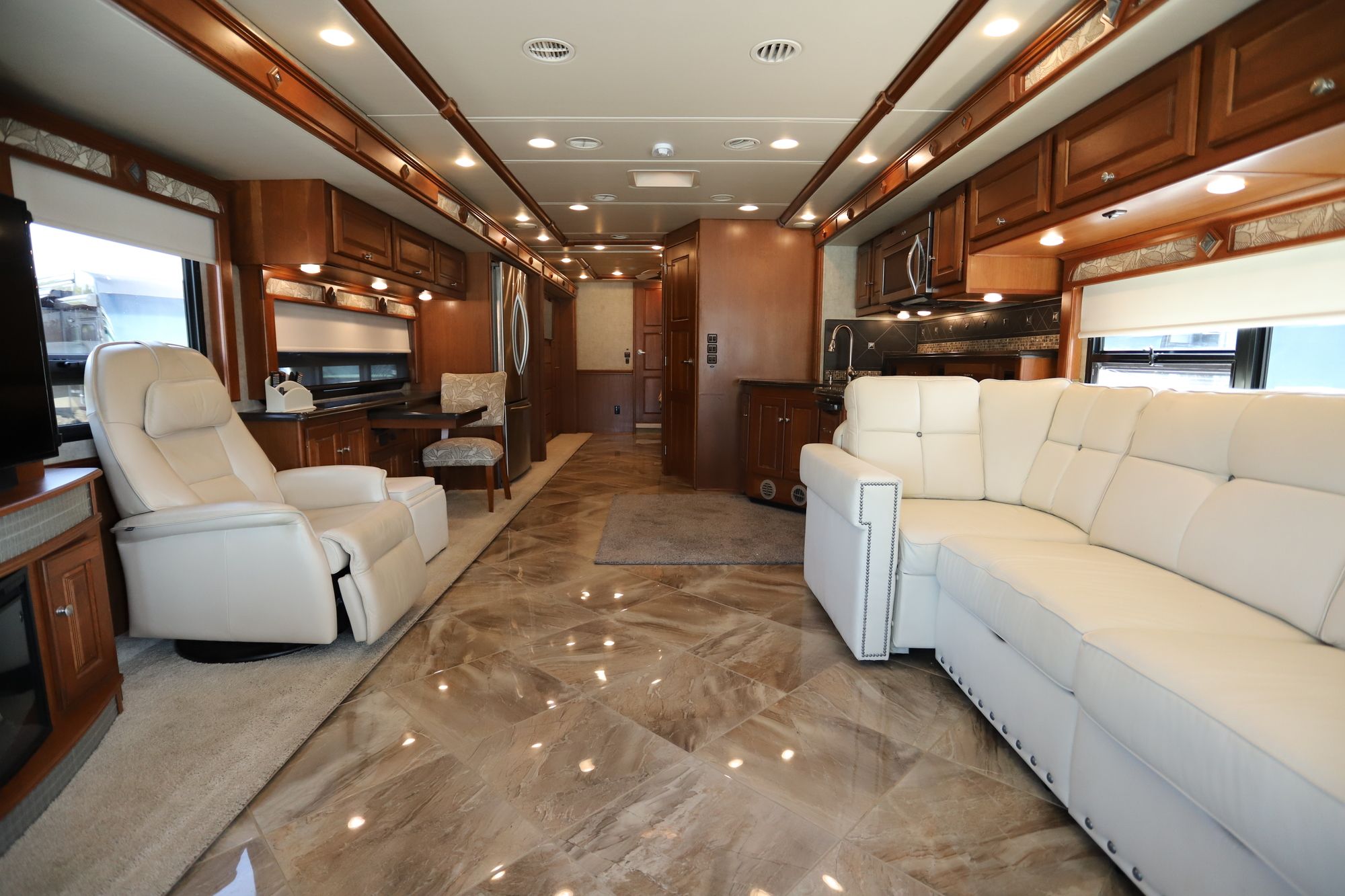 Used 2015 Winnebago Journey 42E Class A  For Sale