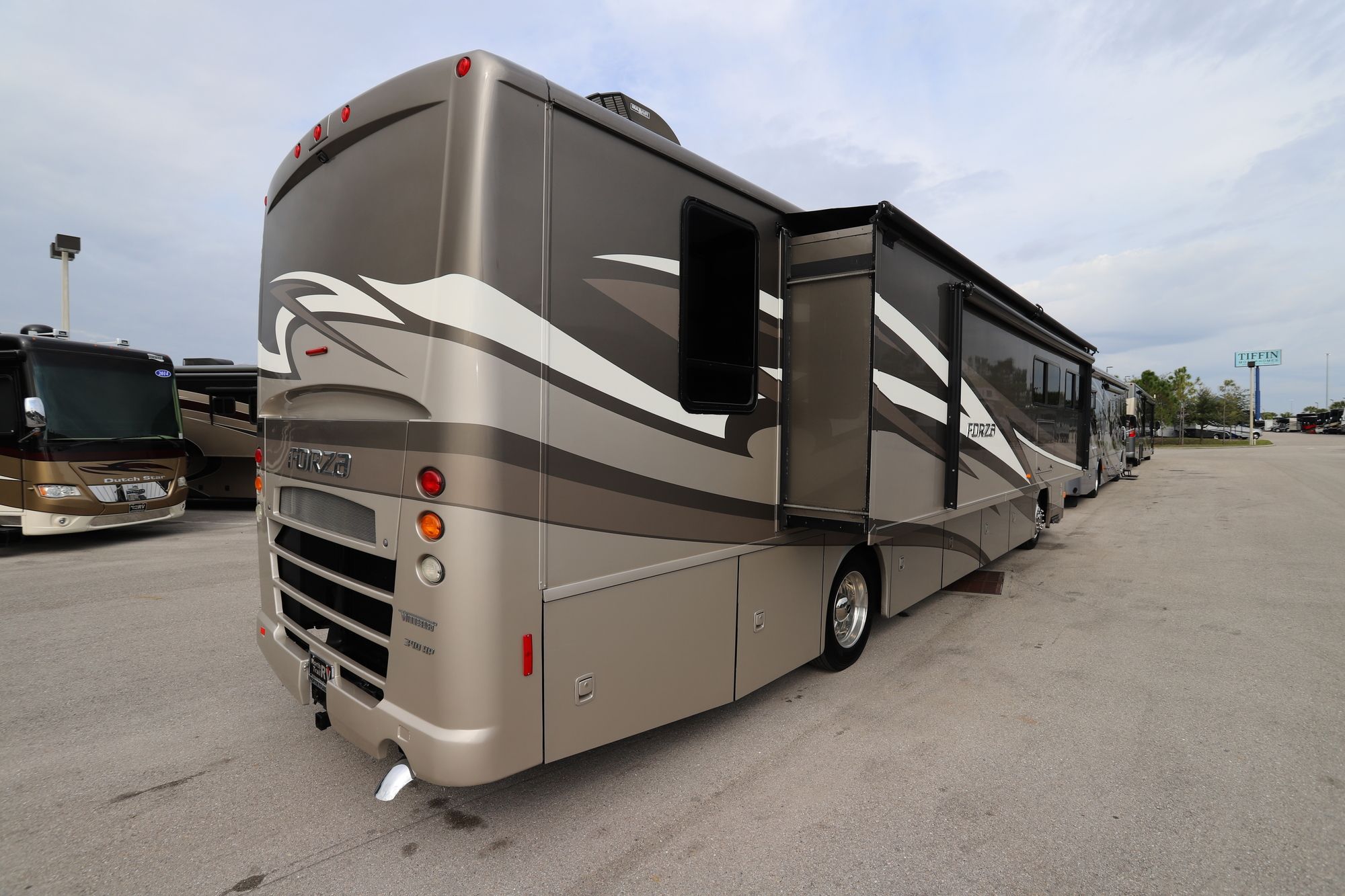 Used 2015 Winnebago Forza 38R Class A  For Sale