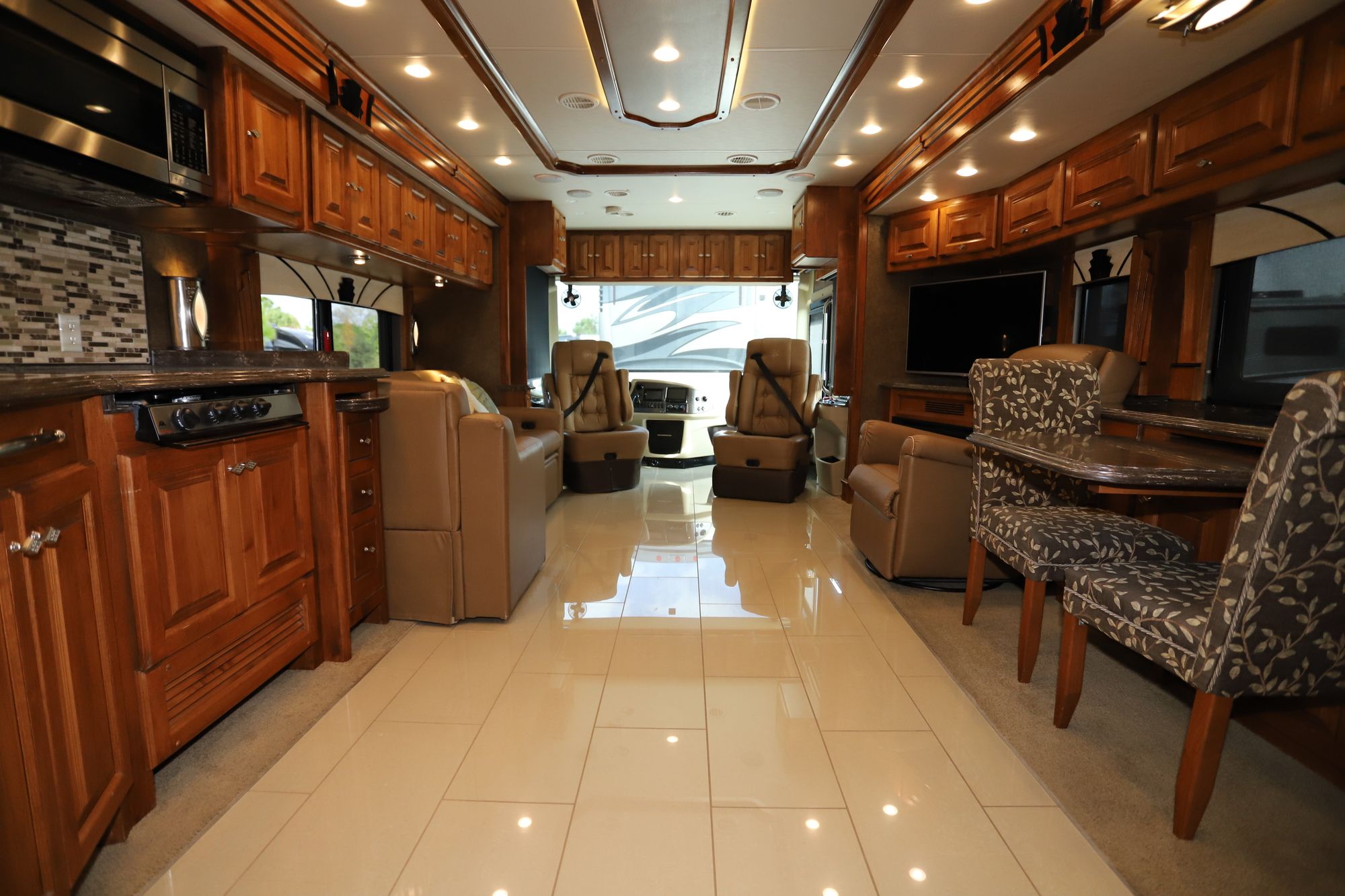 Used 2015 Tiffin Motor Homes Phaeton 36GH Class A  For Sale