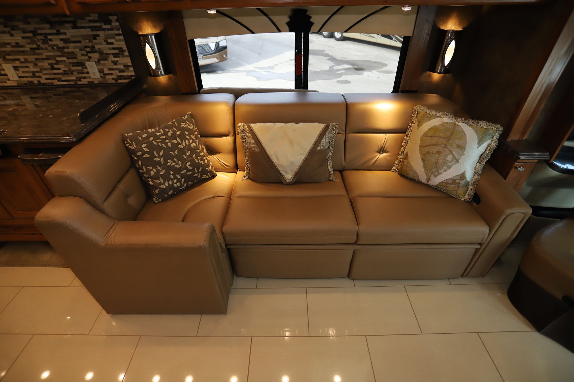 Used 2015 Tiffin Motor Homes Phaeton 36GH Class A  For Sale