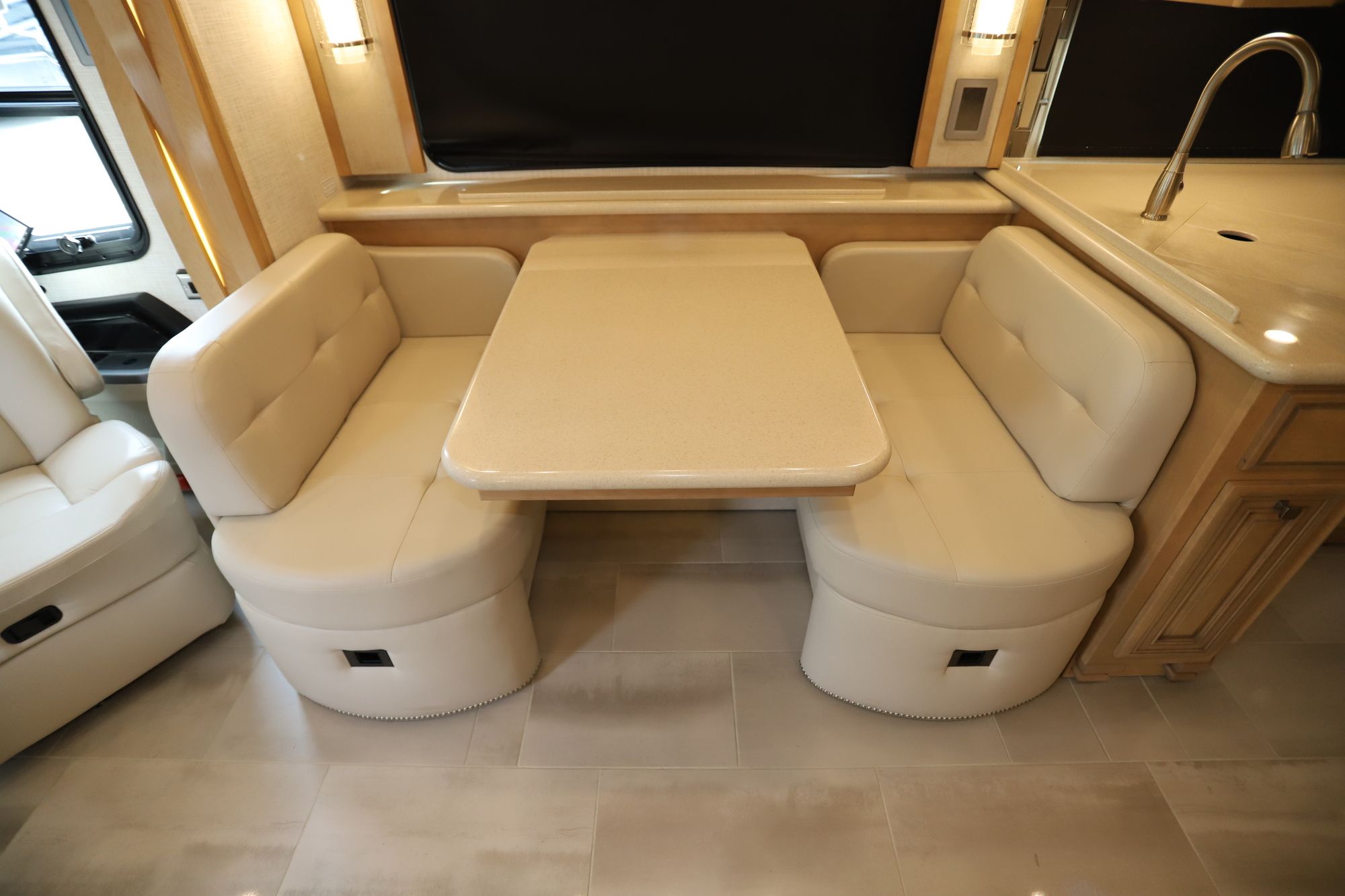 New 2020 Newmar New Aire 3543 Class A  For Sale