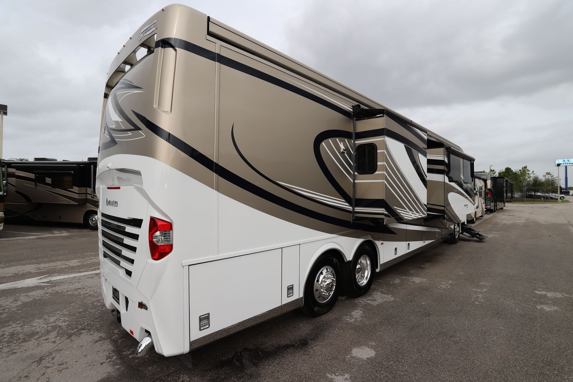 New 2020 Newmar London Aire 4533 Class A  For Sale