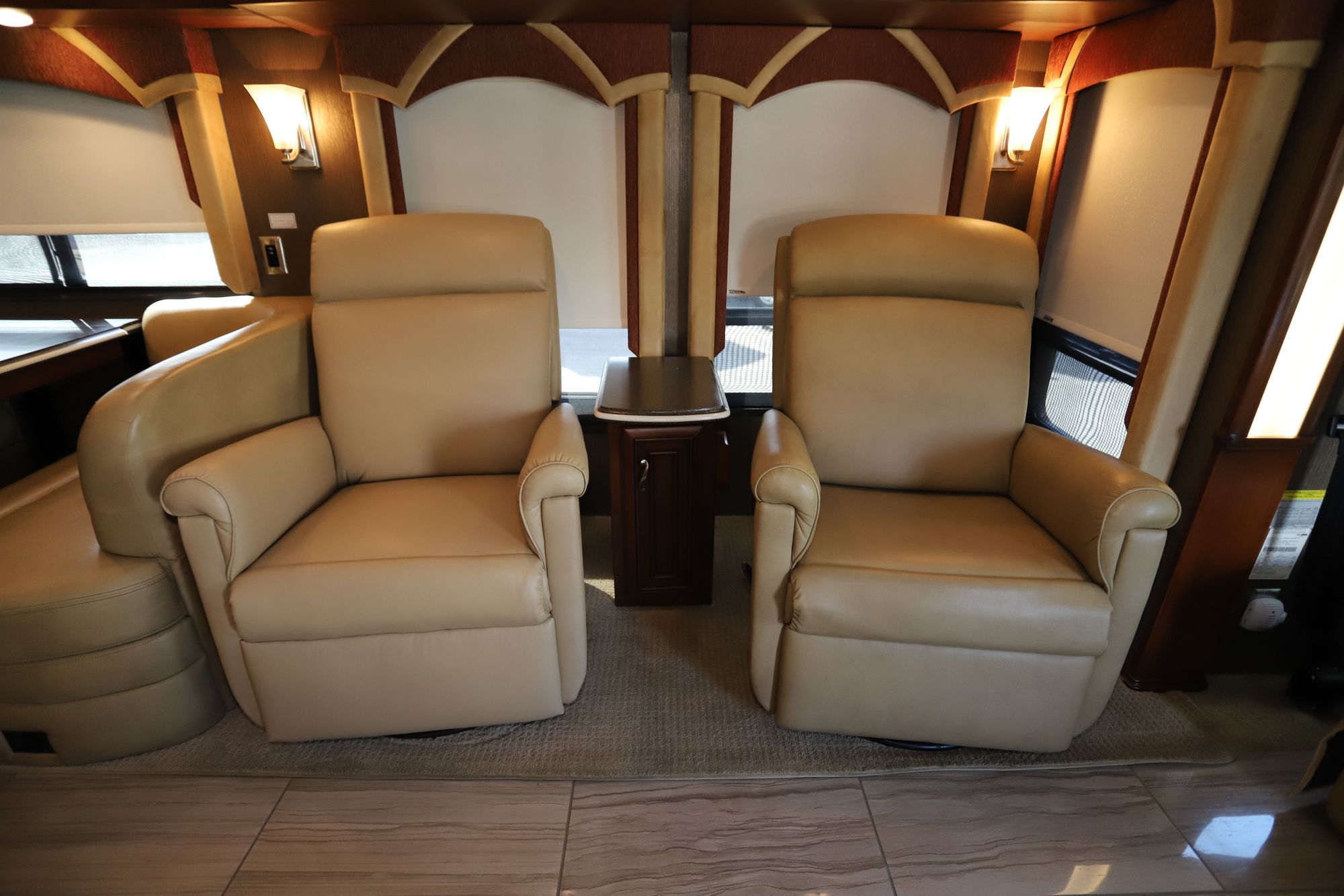 Used 2014 Newmar Ventana 4369 Class A  For Sale