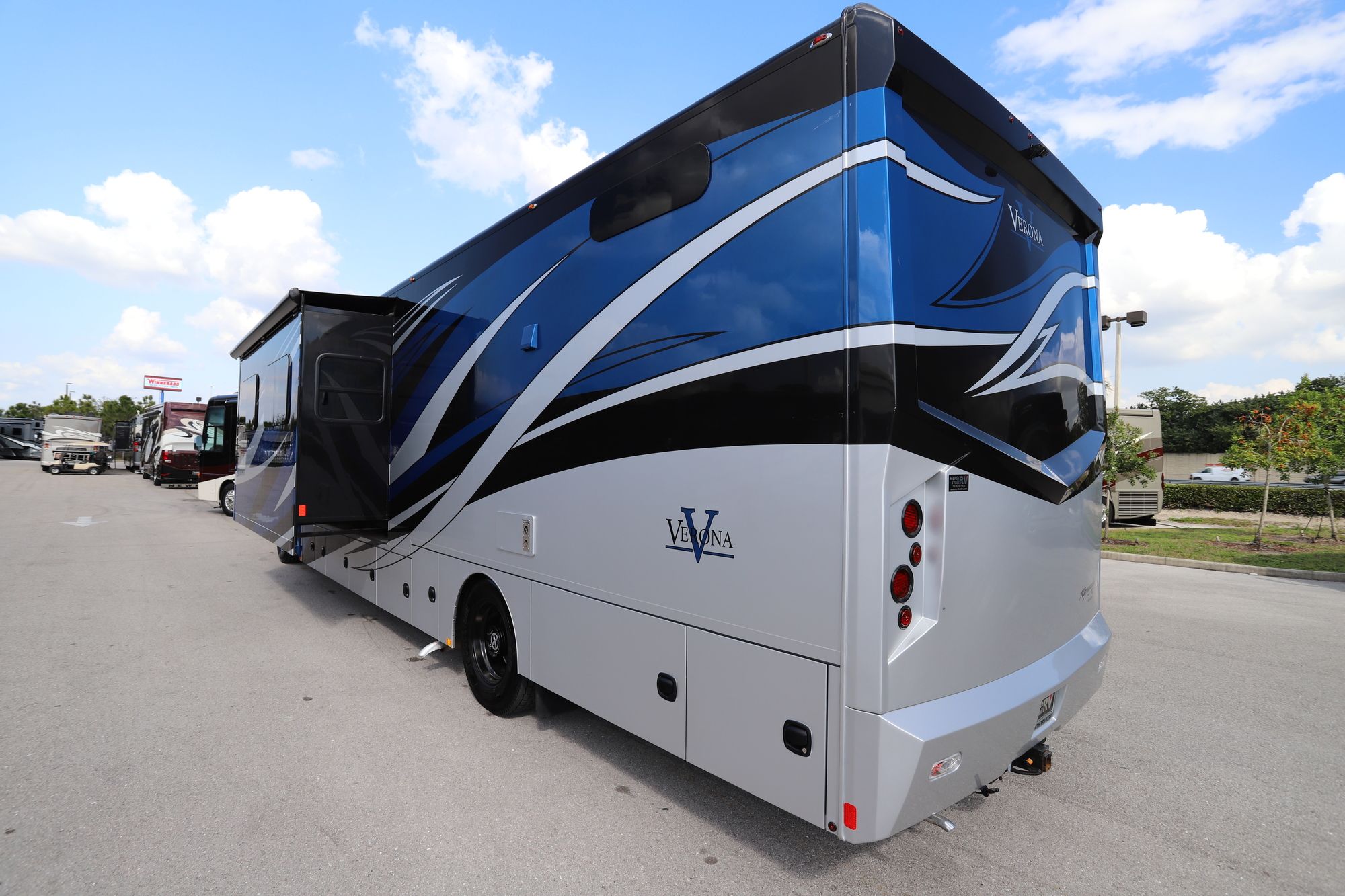 Used 2019 Renegade Rv Verona 40VBH Class C  For Sale