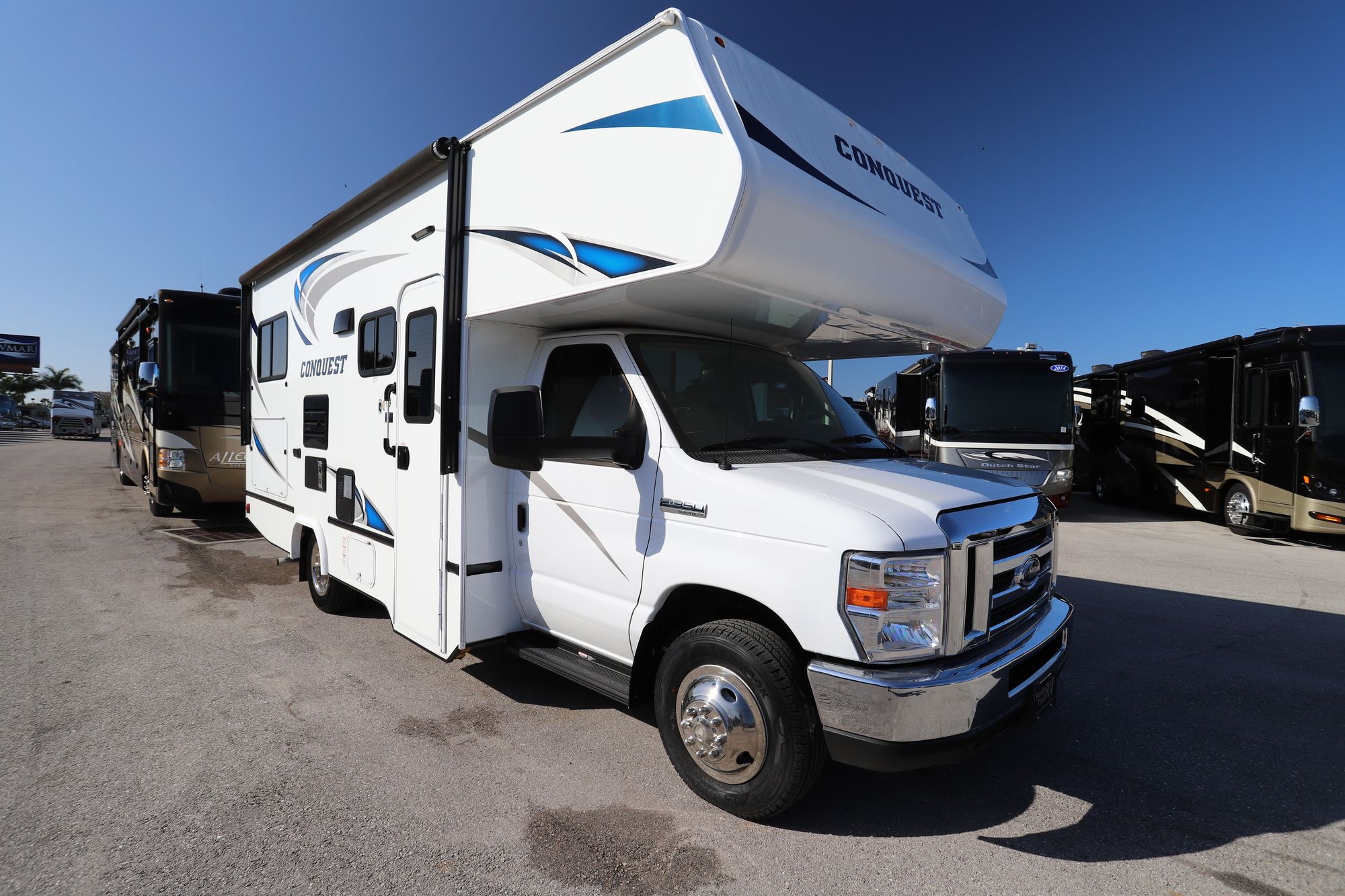 Used 2019 Gulf Stream Conquest 6237LE Class C  For Sale