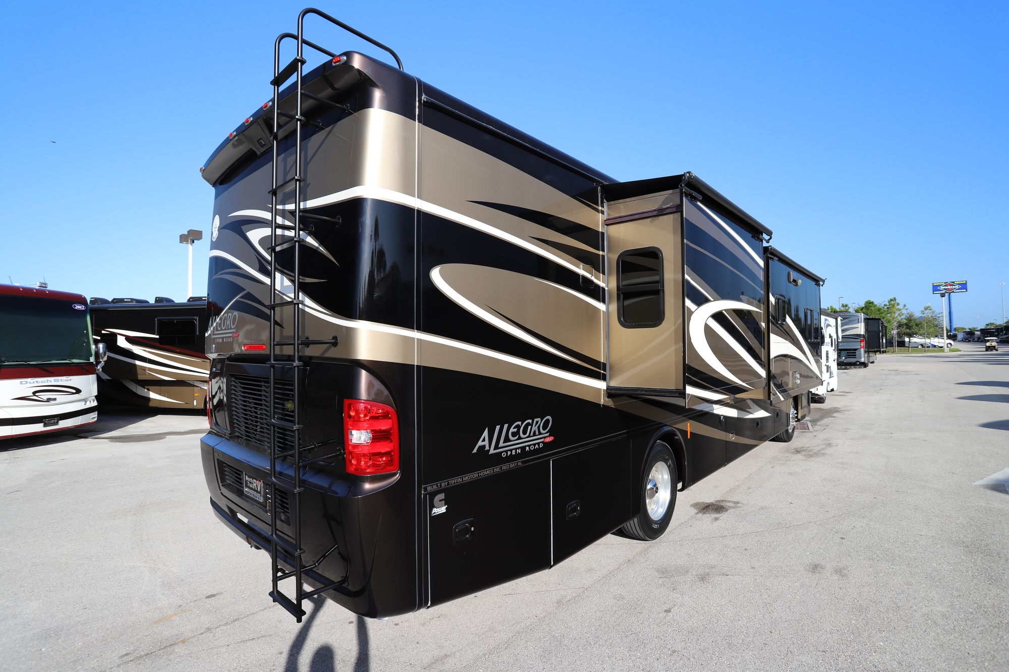 Used 2014 Tiffin Motor Homes Allegro Red 38QRA Class A  For Sale