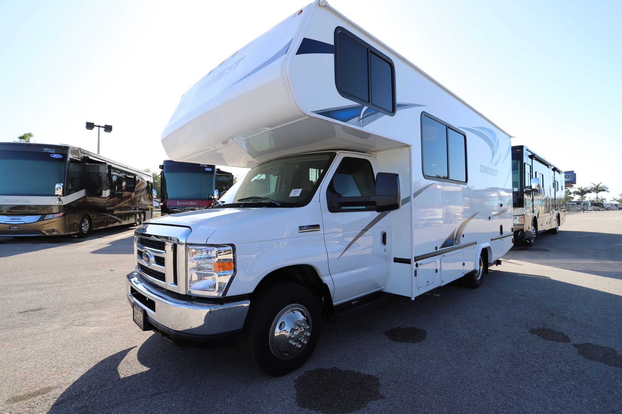 Used 2019 Gulf Stream Conquest 6237LE Class C  For Sale