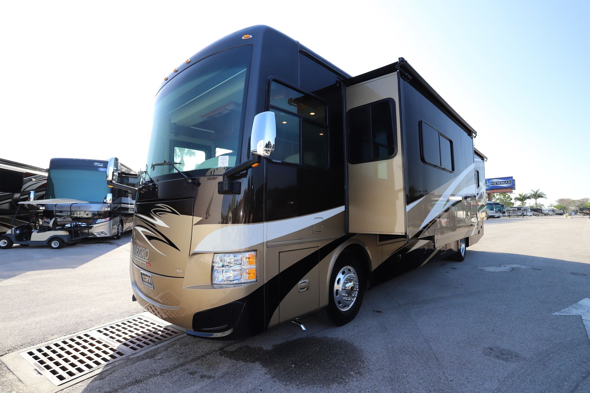 Used 2014 Tiffin Motor Homes Allegro Red 38QRA Class A  For Sale