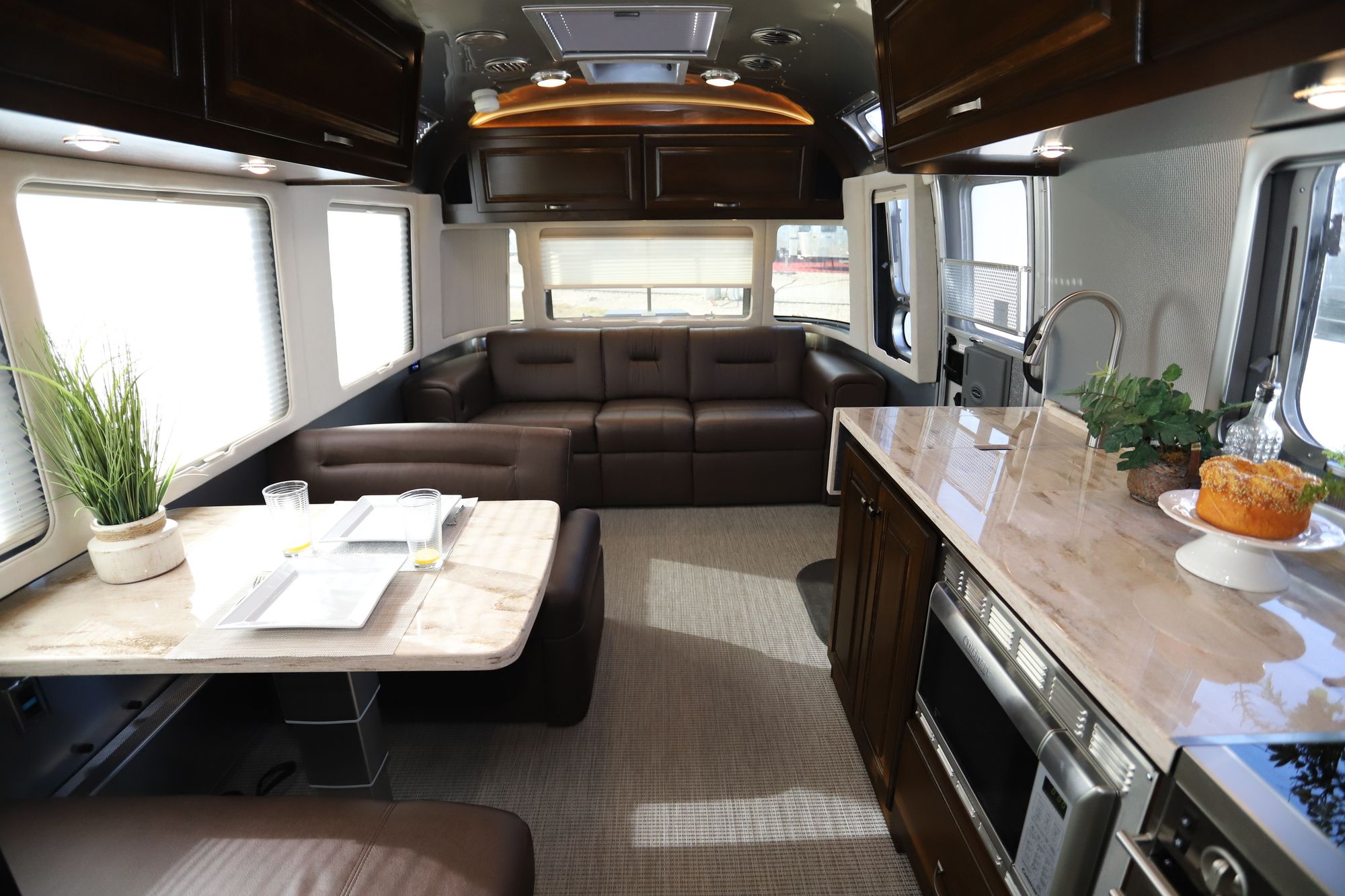 Used 2018 Airstream Classic 30 Travel Trailer  For Sale