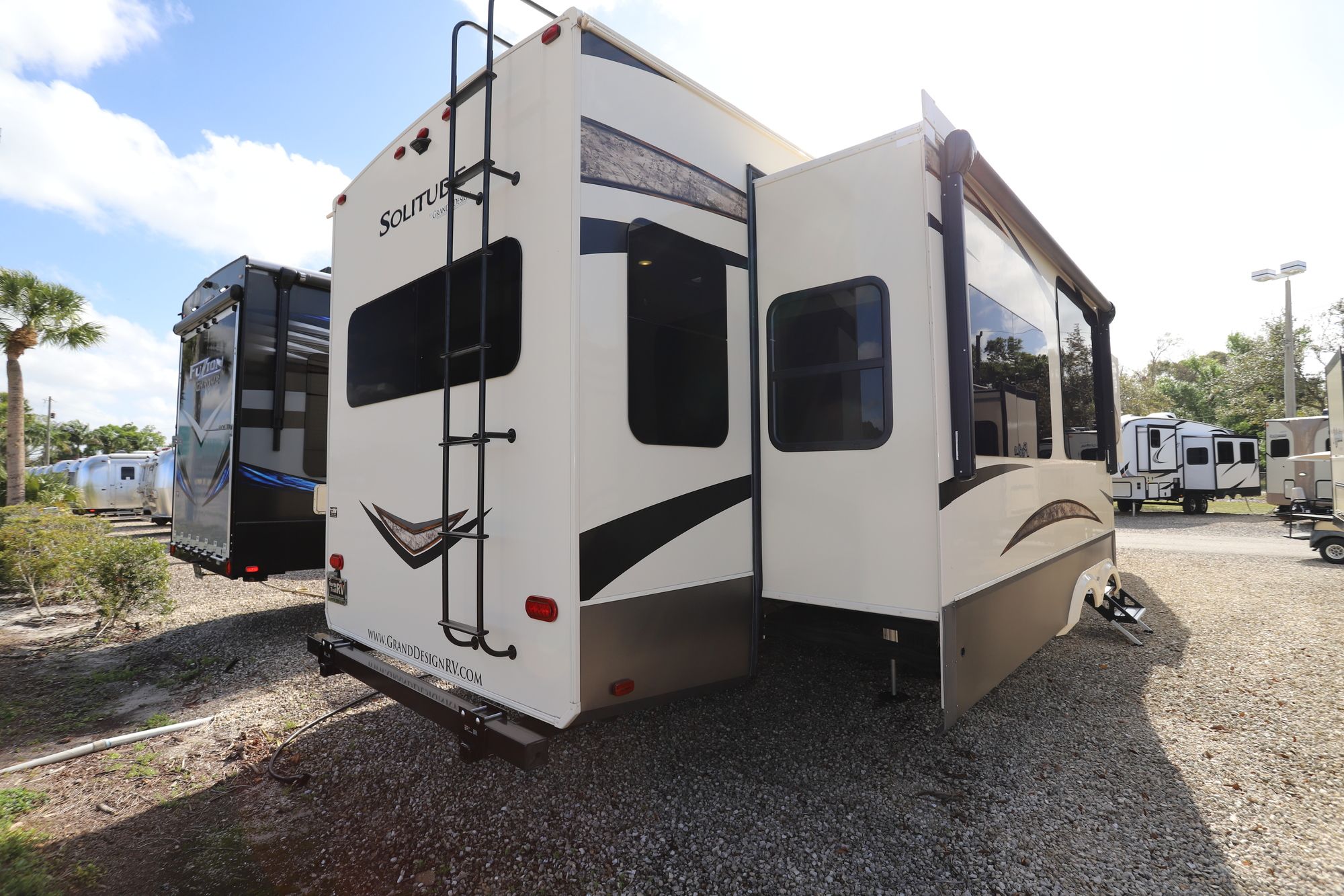 Used 2017 Grand Design Solitude 384-GK Fifth Wheel  For Sale