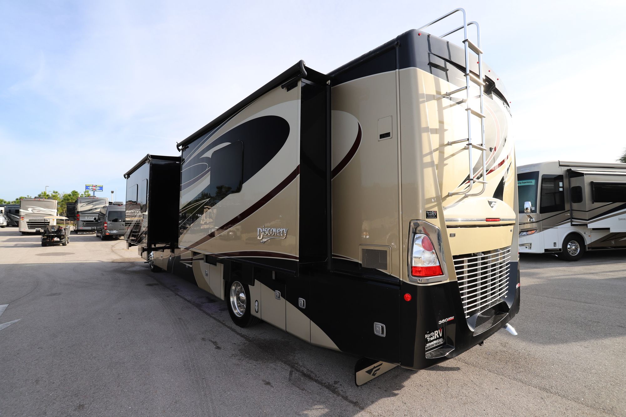 Used 2018 Fleetwood Discovery 39F Class A  For Sale