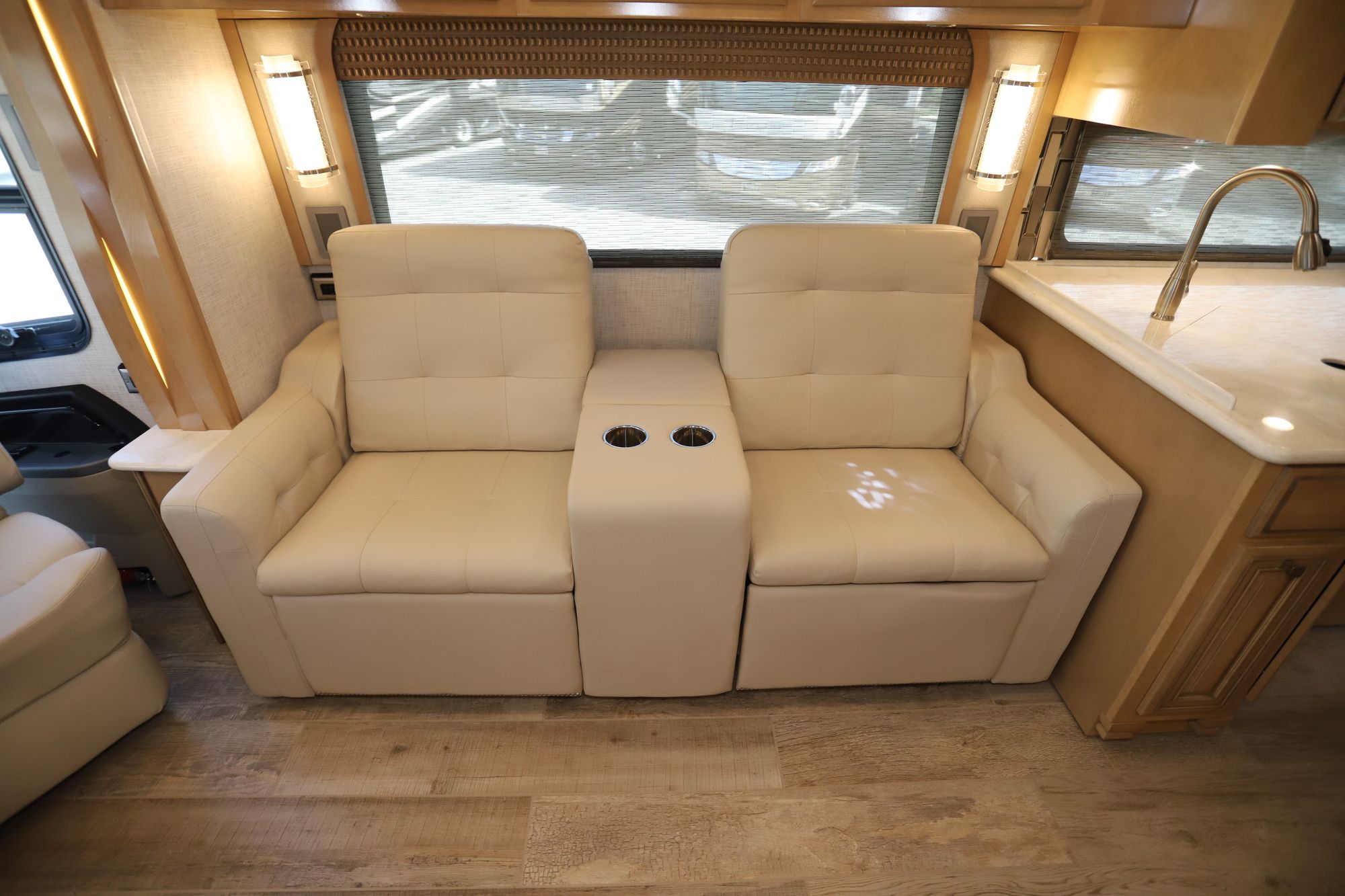 New 2020 Newmar New Aire 3545 Class A  For Sale