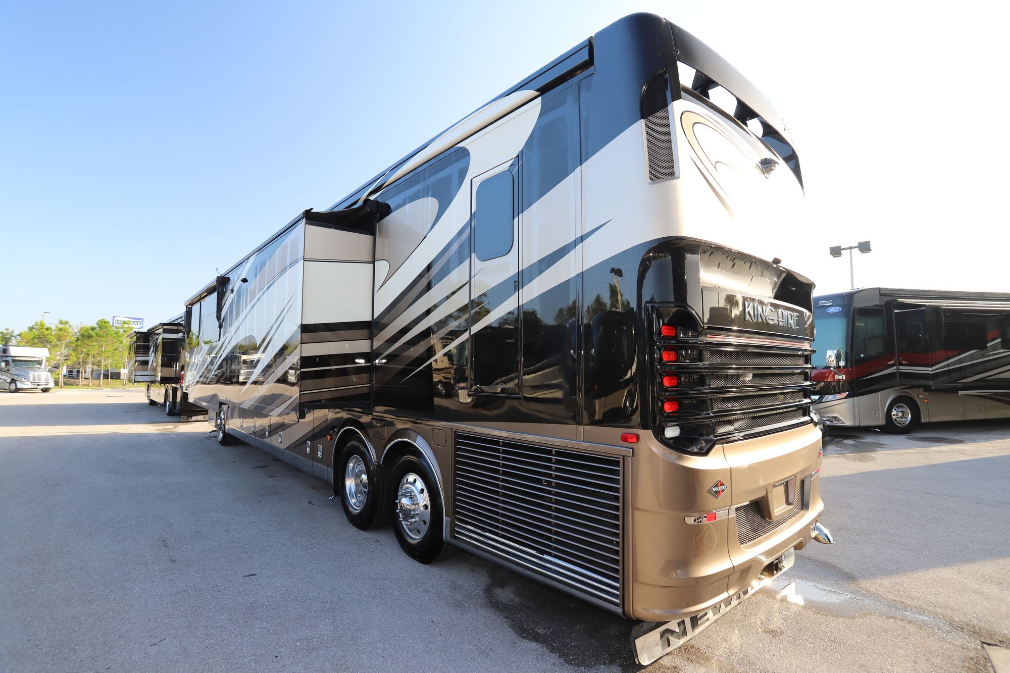 Used 2017 Newmar King Aire 4519 Class A  For Sale