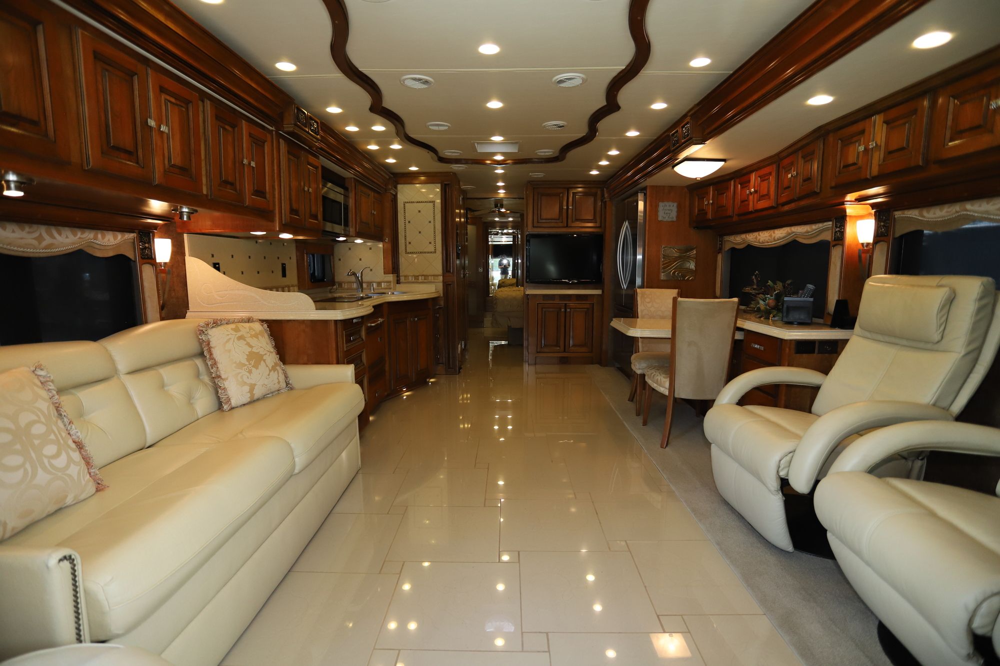 Used 2012 Tiffin Motor Homes Allegro Bus 43QGP Class A  For Sale