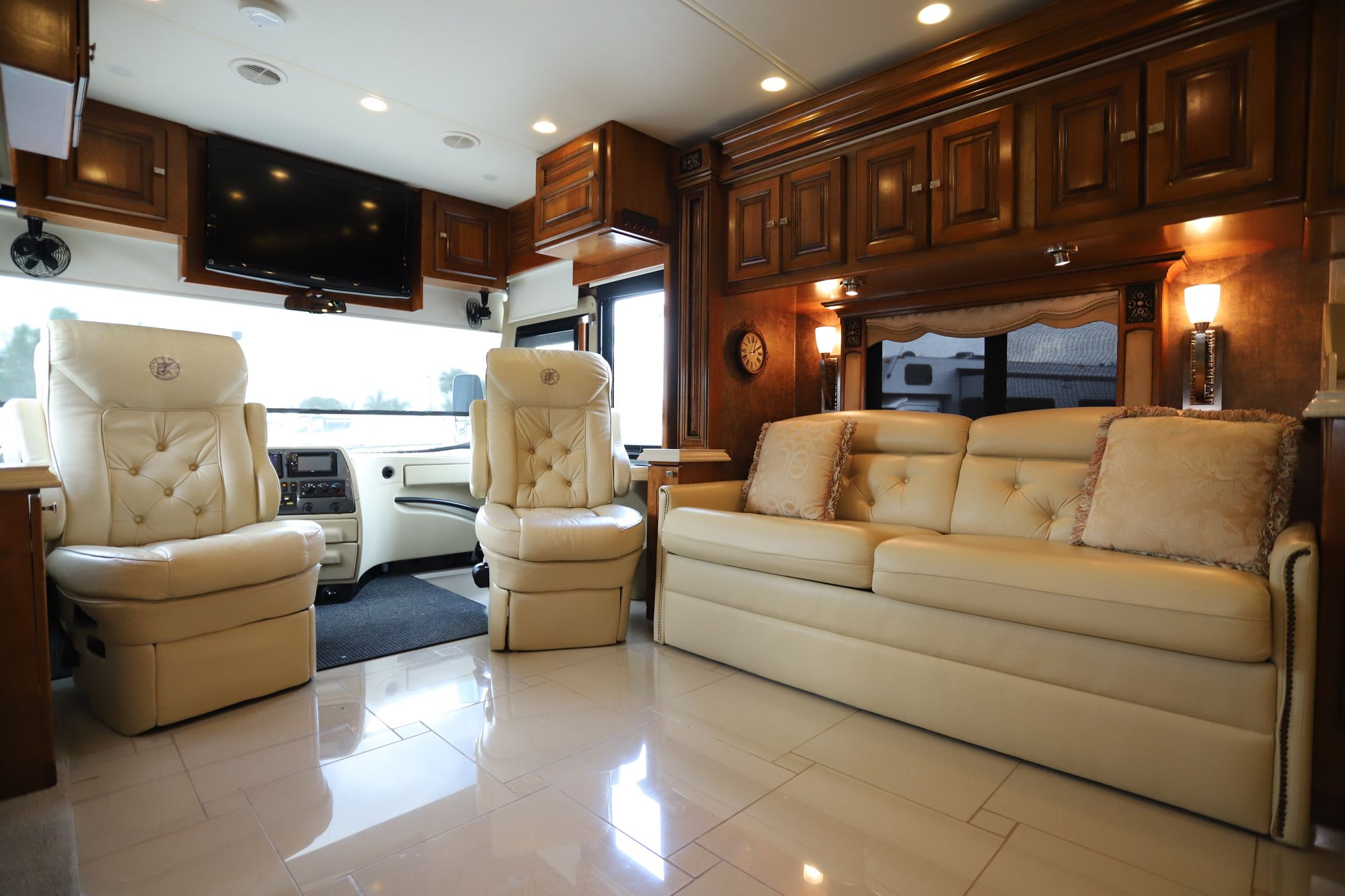 Used 2012 Tiffin Motor Homes Allegro Bus 43QGP Class A  For Sale