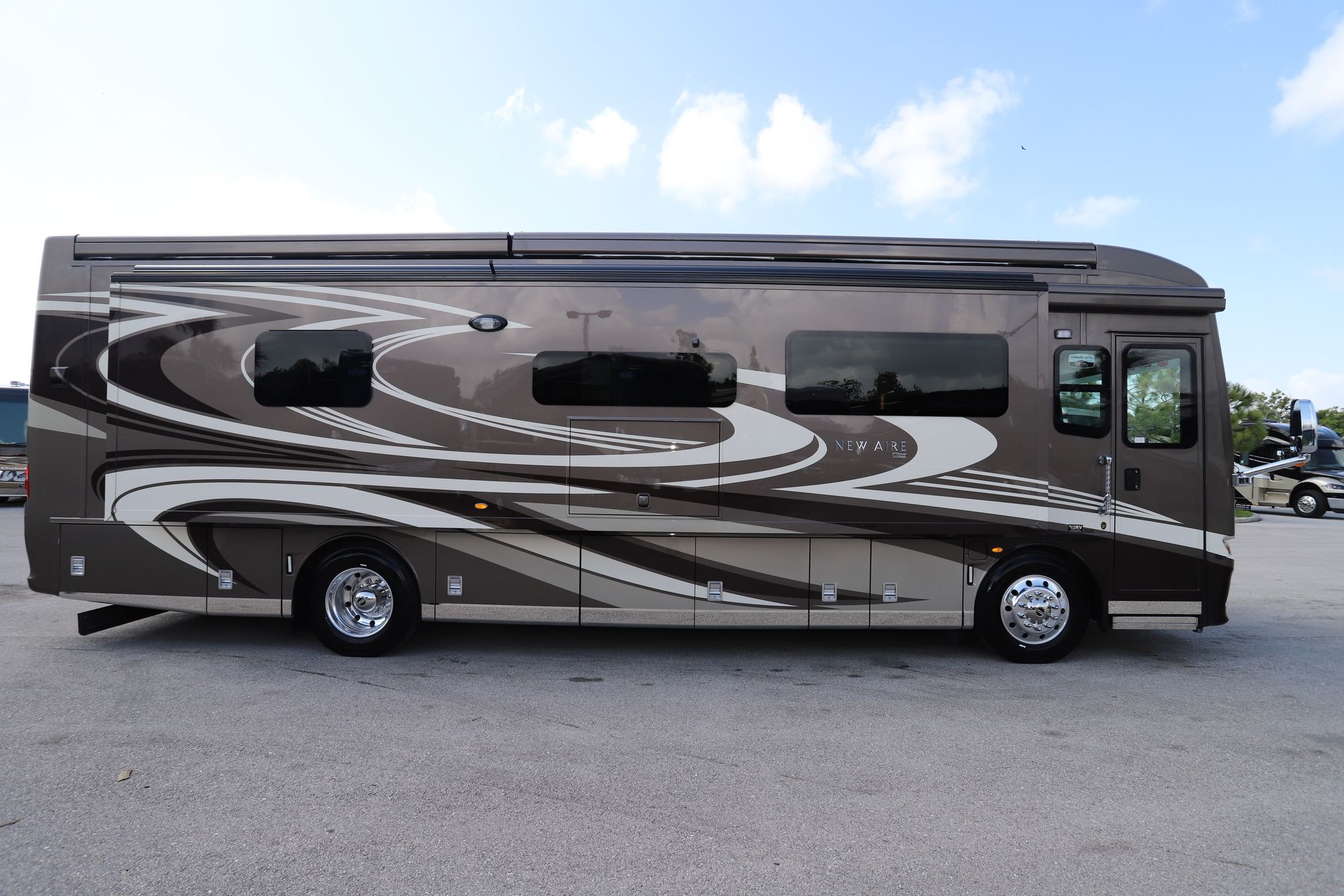 New 2020 Newmar New Aire 3545 Class A  For Sale