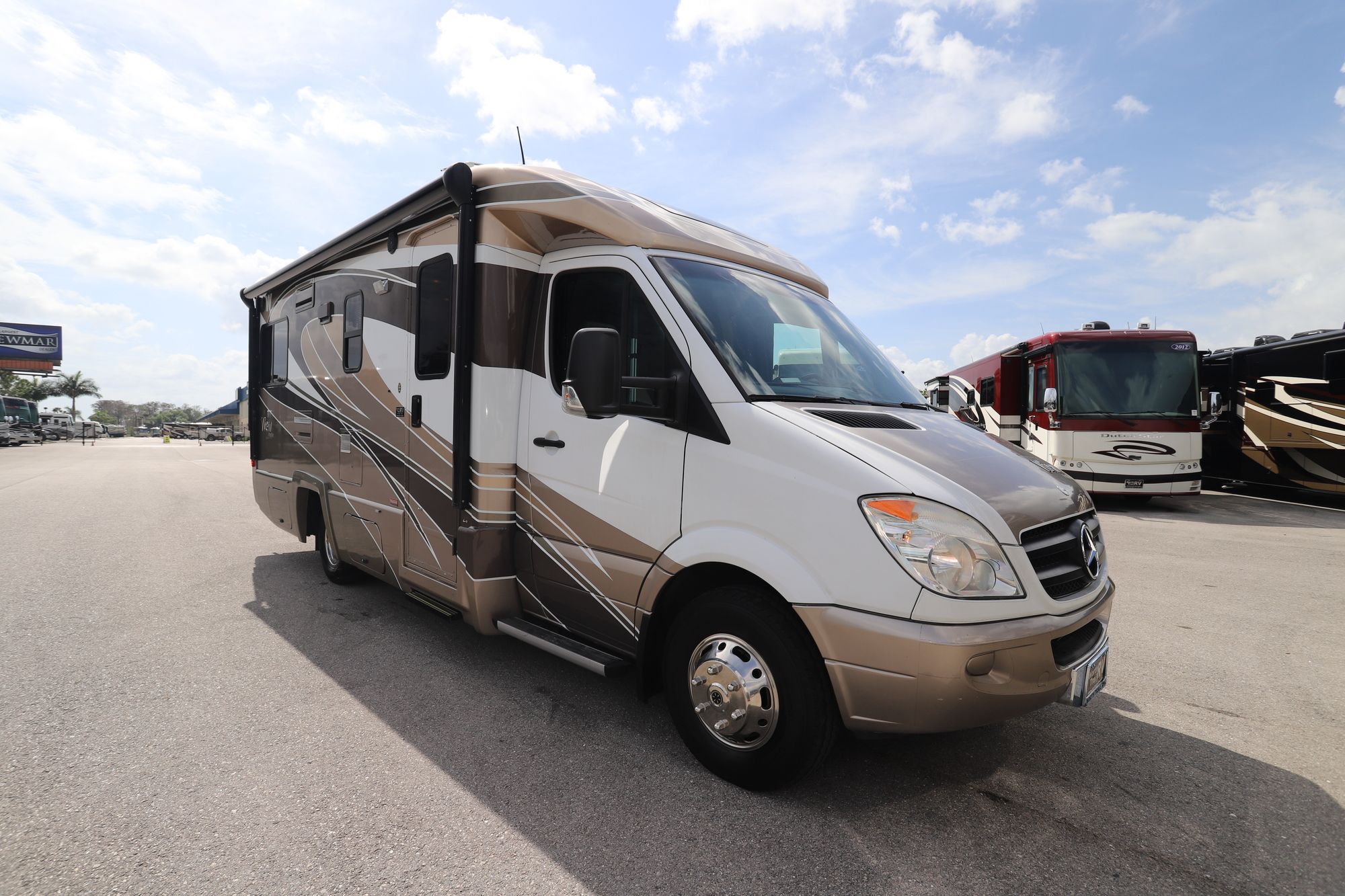 Used 2012 Winnebago View 24G Class C  For Sale